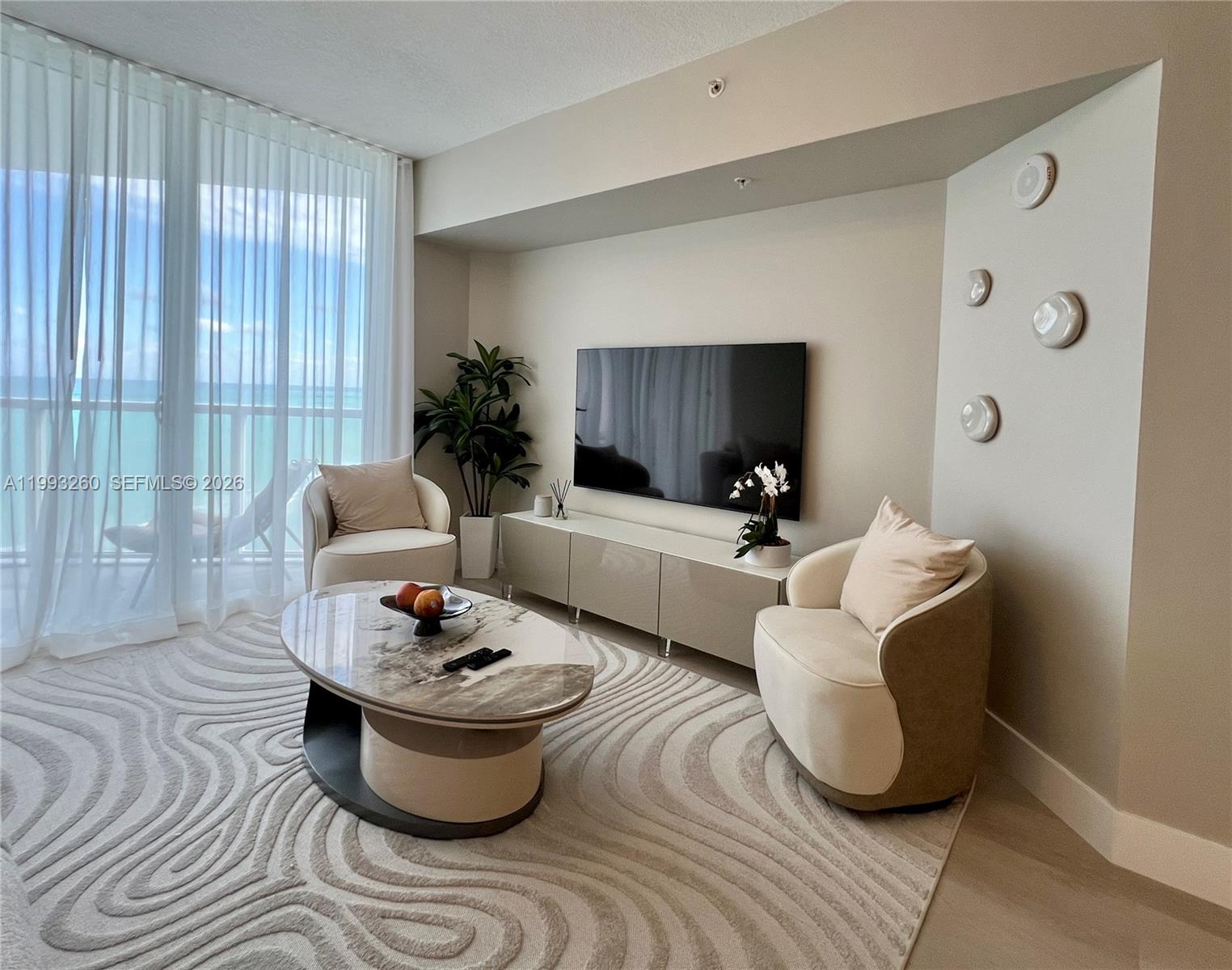 16699 Collins Ave 2010