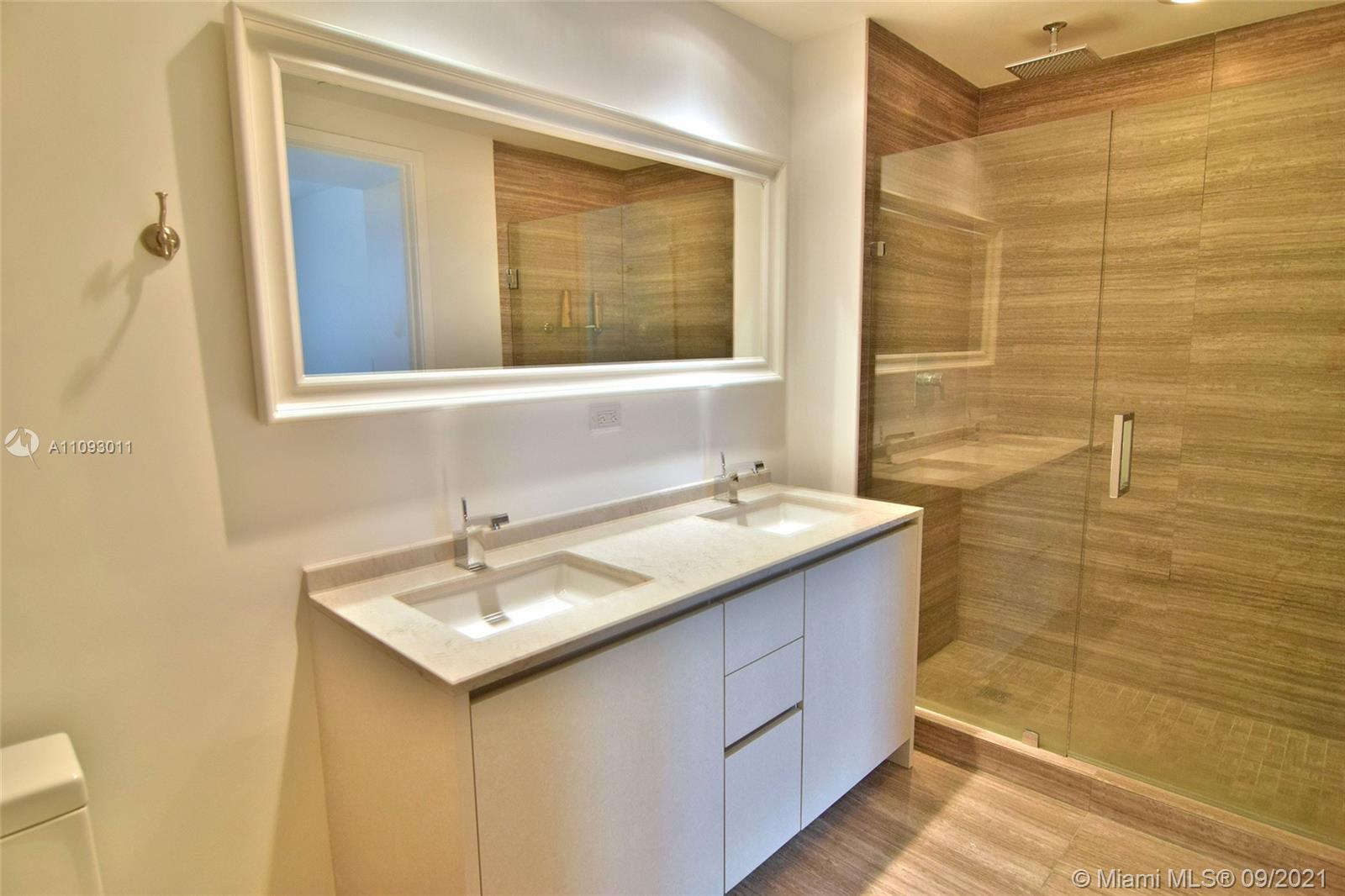 1010 BRICKELL CONDO - Residential Lease