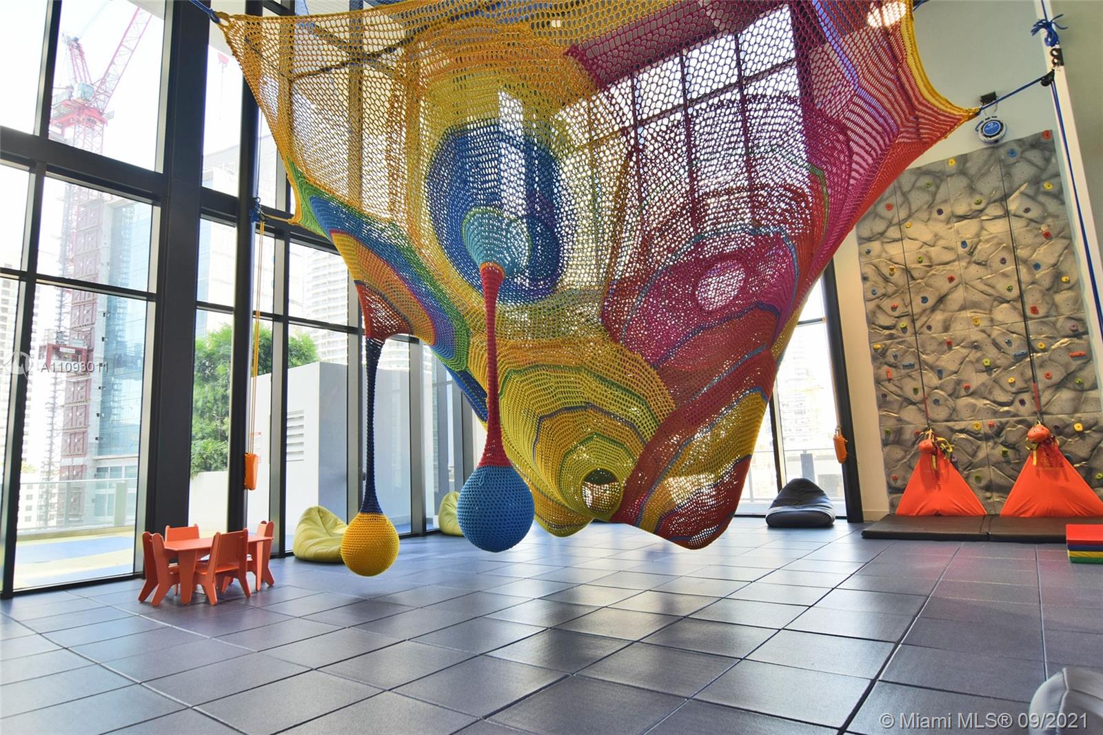 1010 BRICKELL CONDO - Residential Lease