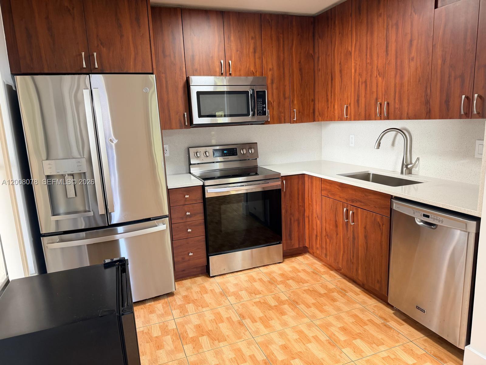 11509 NW 10th St 11509