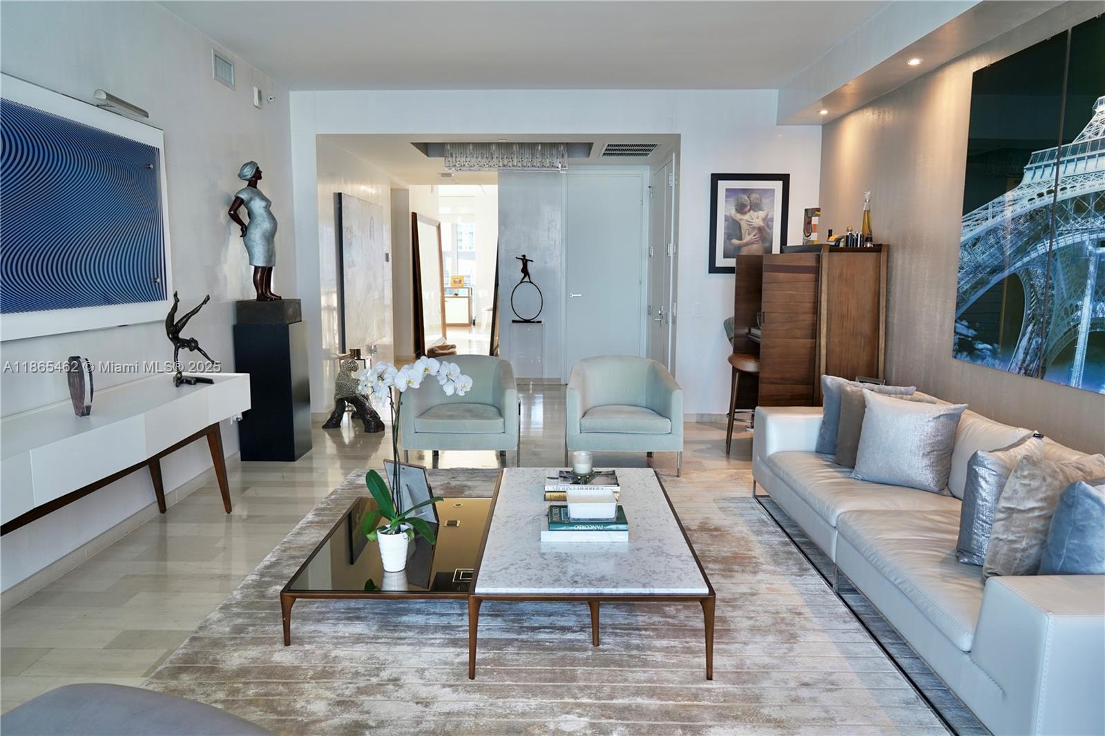 1300 Brickell Bay Dr 3701
