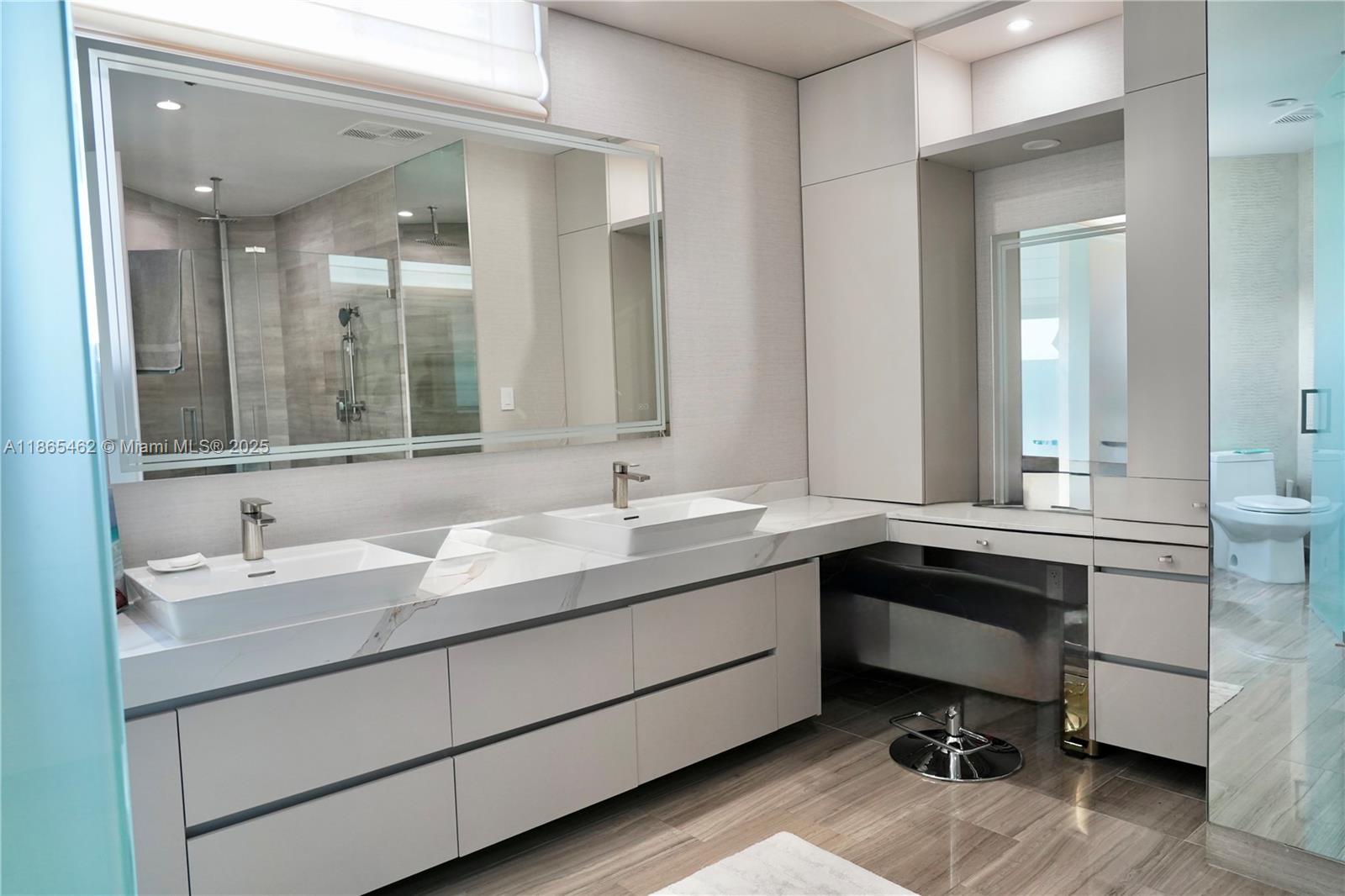 BRICKELLHOUSE CONDO - Residential Lease