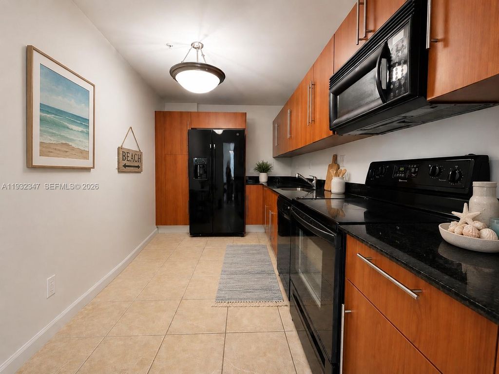 Photo of 3001 S Ocean Dr #645, Hollywood, FL 33019 (MLS # A11932347)