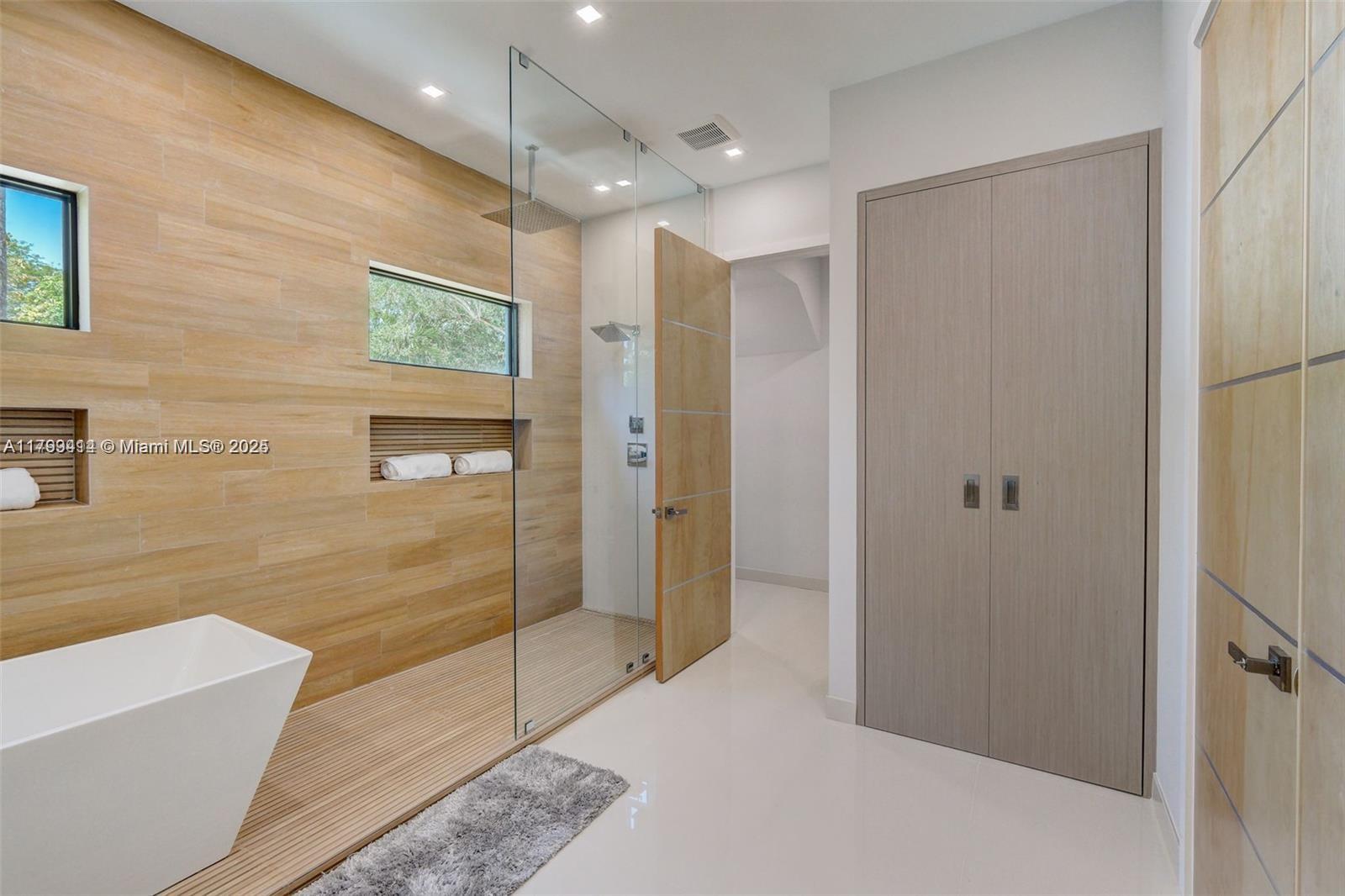 SUNSHINE FRUITS CO - Residential
