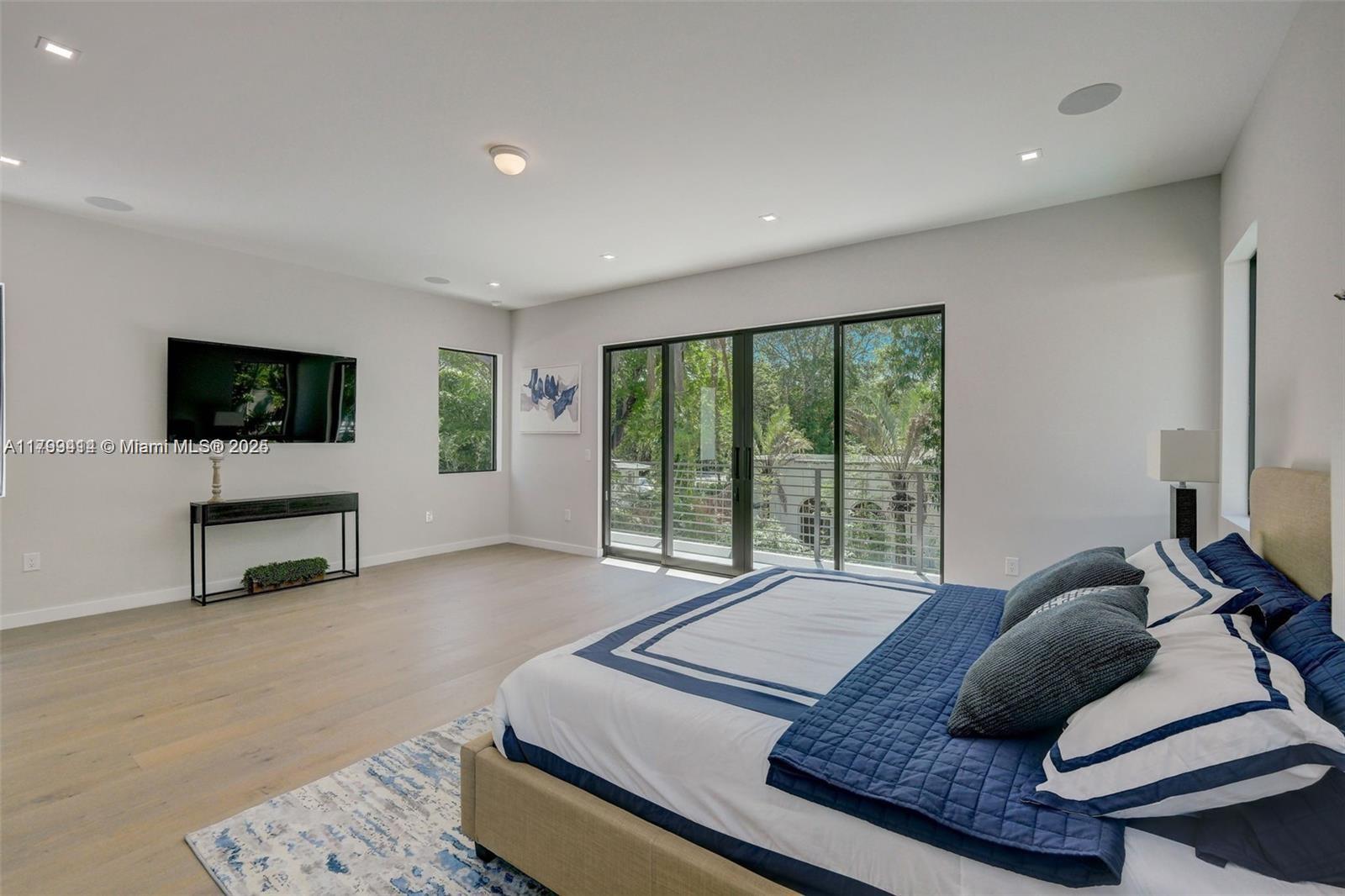 SUNSHINE FRUITS CO - Residential