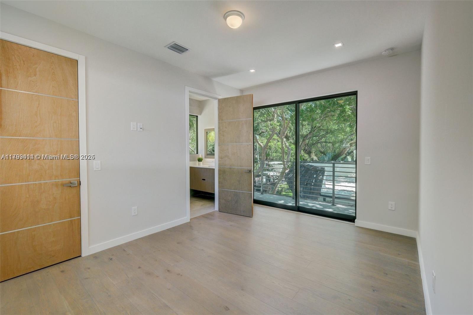 SUNSHINE FRUITS CO - Residential