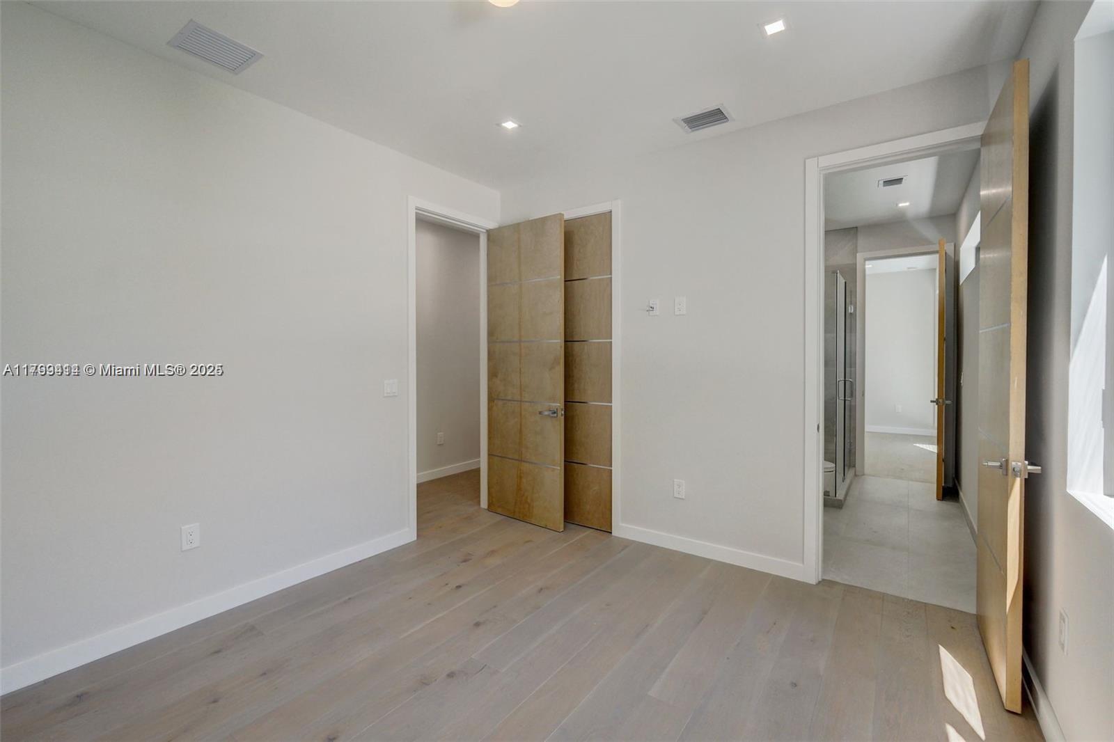 SUNSHINE FRUITS CO - Residential