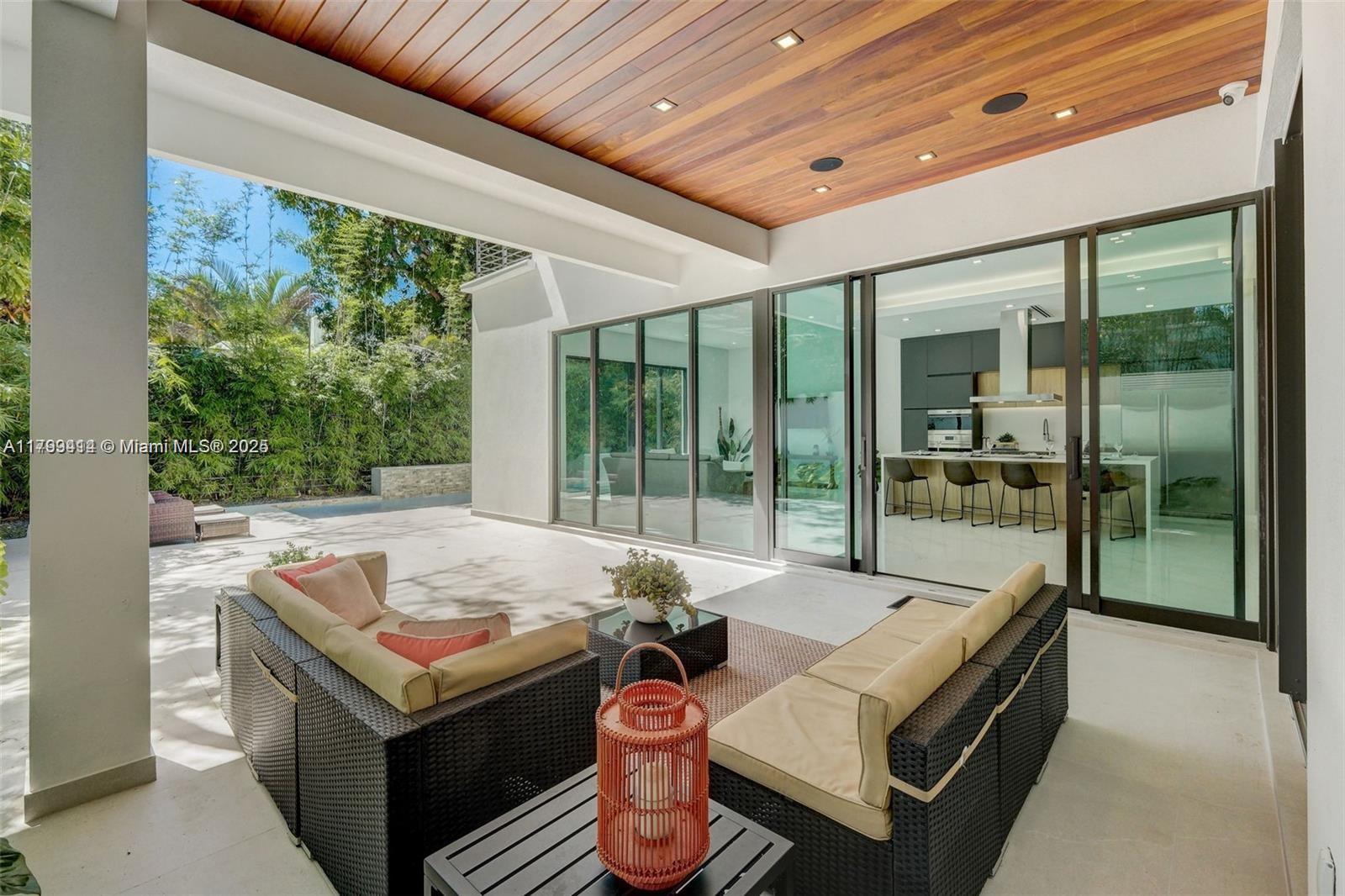 SUNSHINE FRUITS CO - Residential