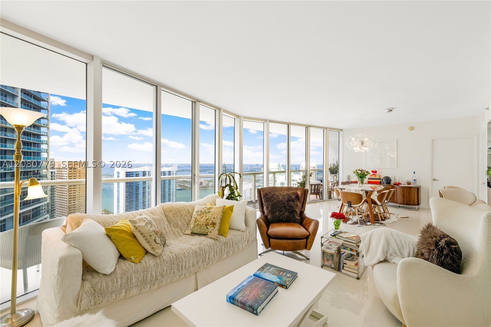 495 Brickell Ave 4704