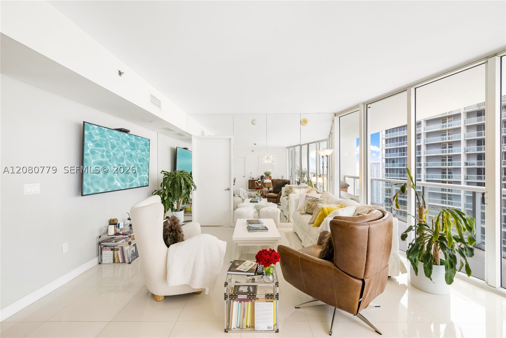 495 Brickell Ave 4704
