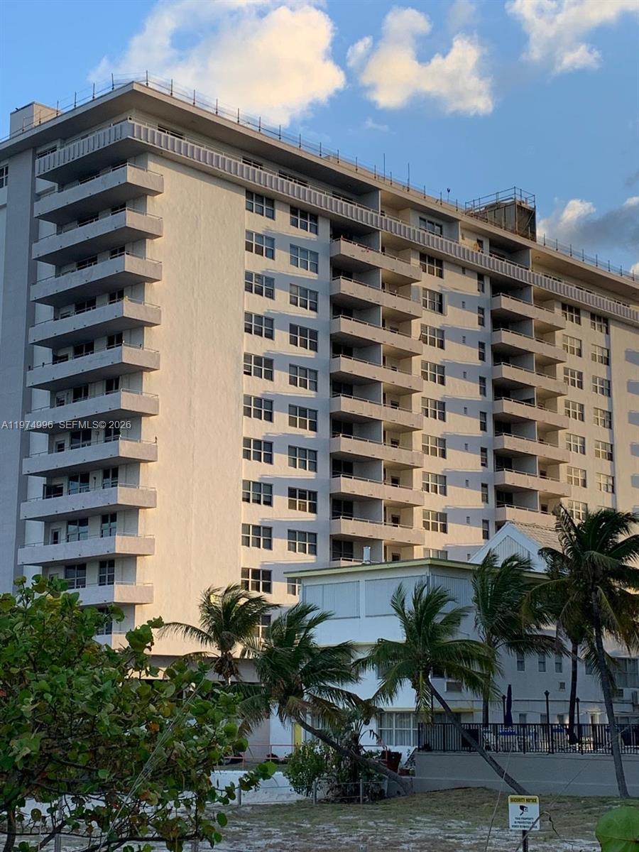 FOUR WINDS CONDO - Residential Lease