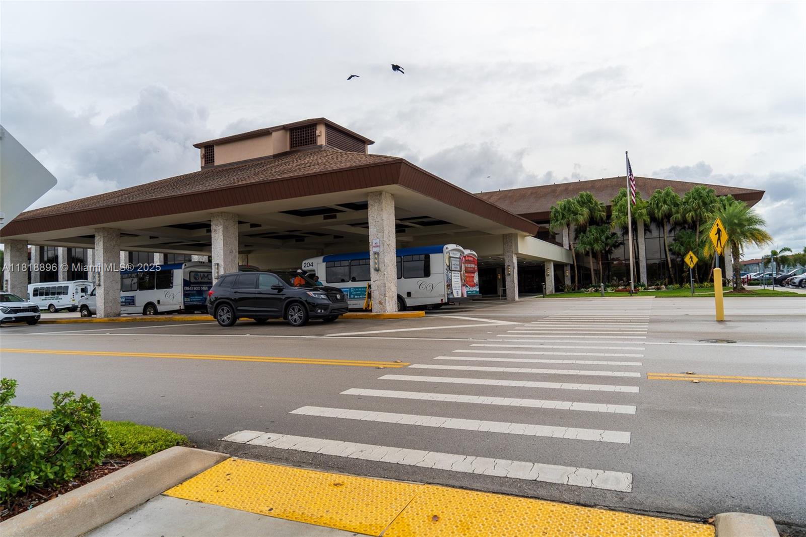 SUFFOLK AT CENTURY VILLAG - Residential