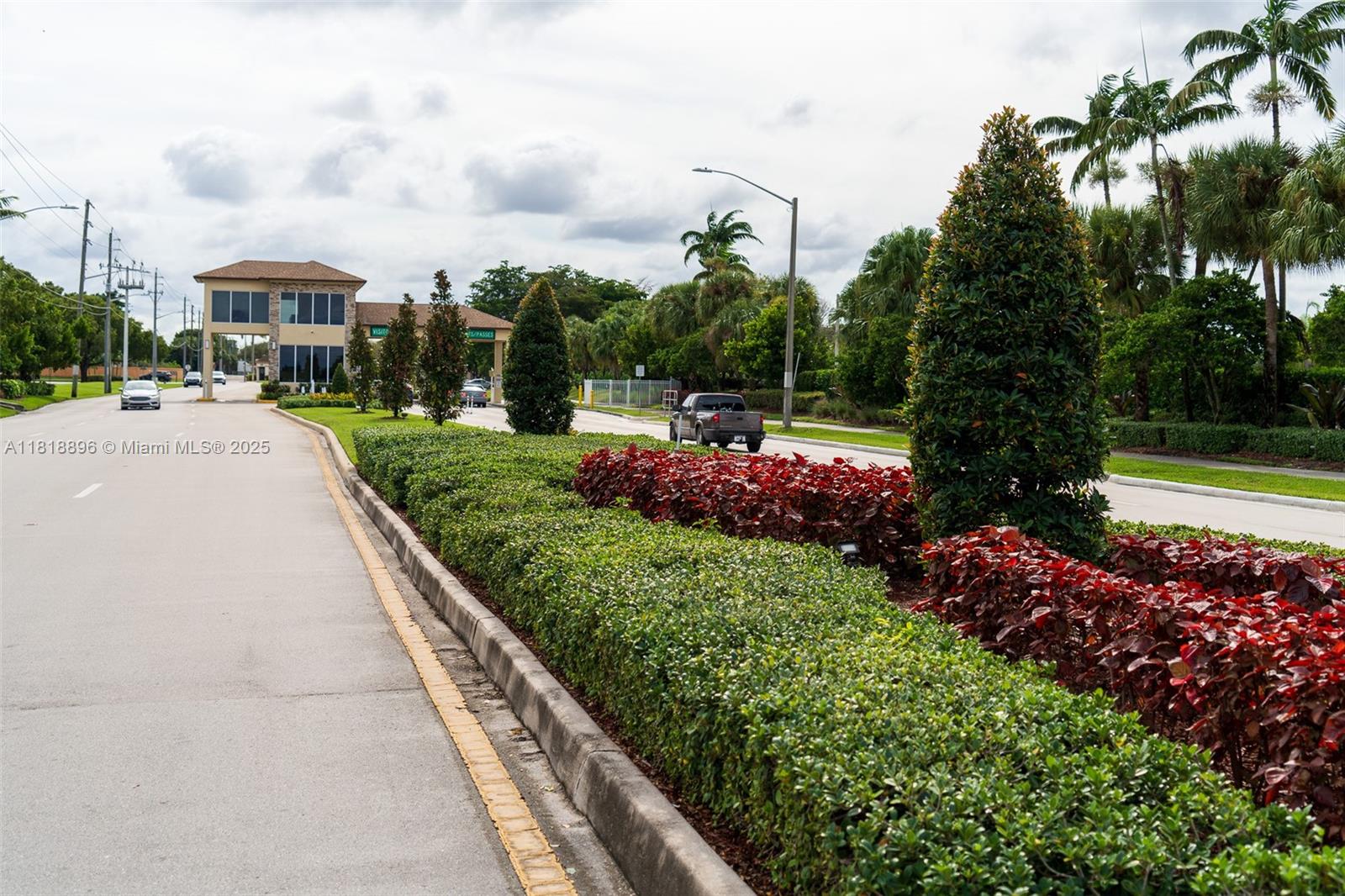 SUFFOLK AT CENTURY VILLAG - Residential