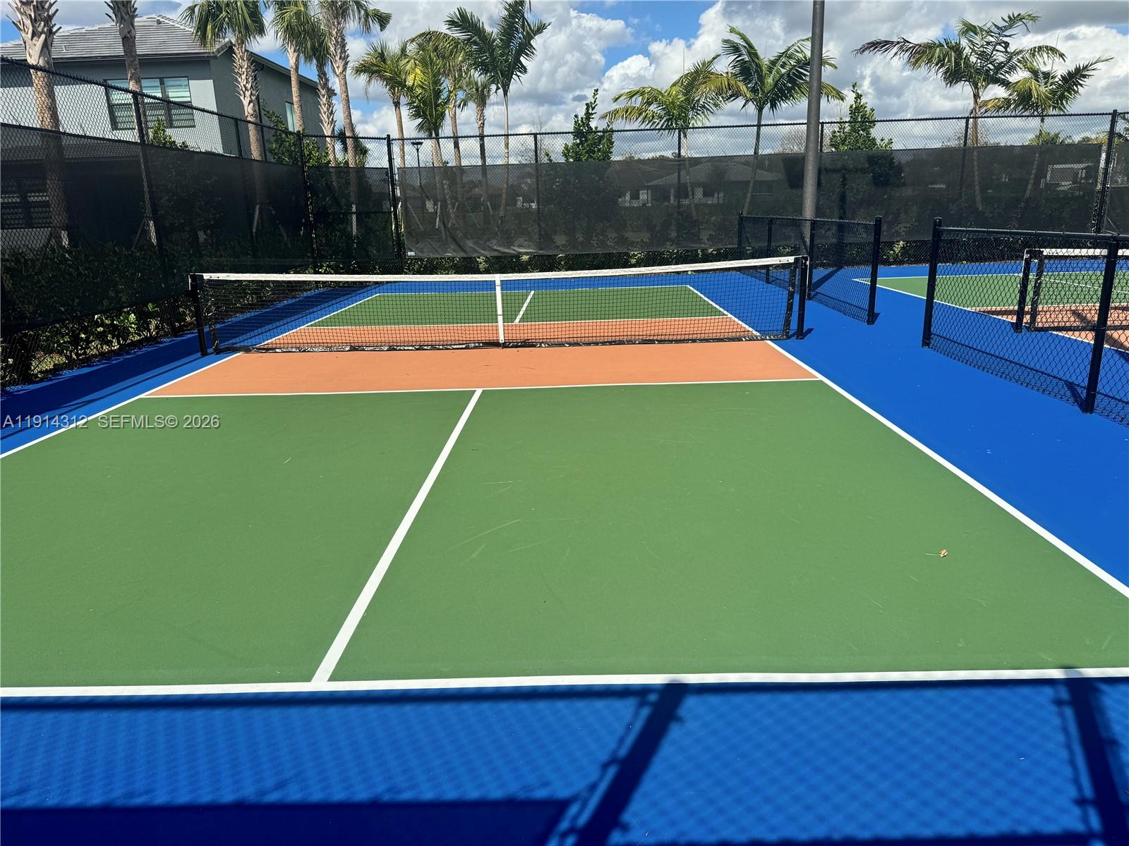 OAK TREE PROPERTY REDEVEL - Residential