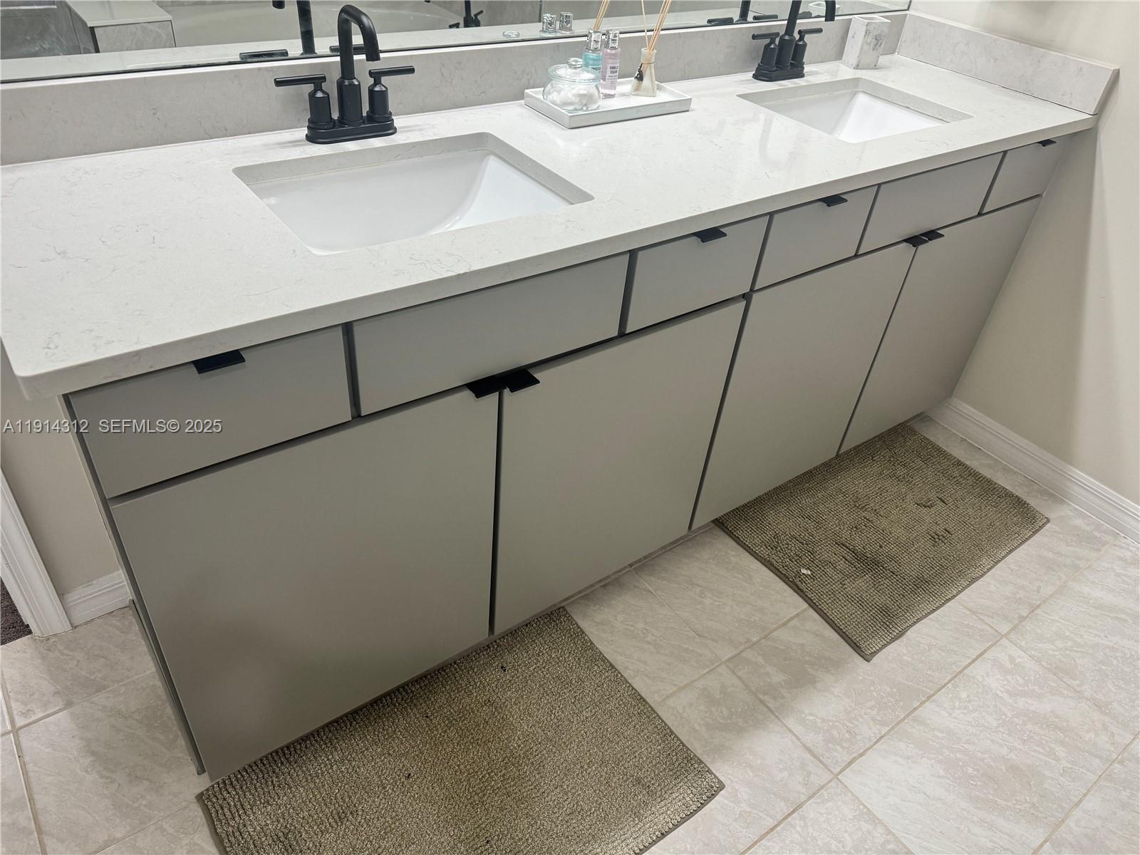 OAK TREE PROPERTY REDEVEL - Residential