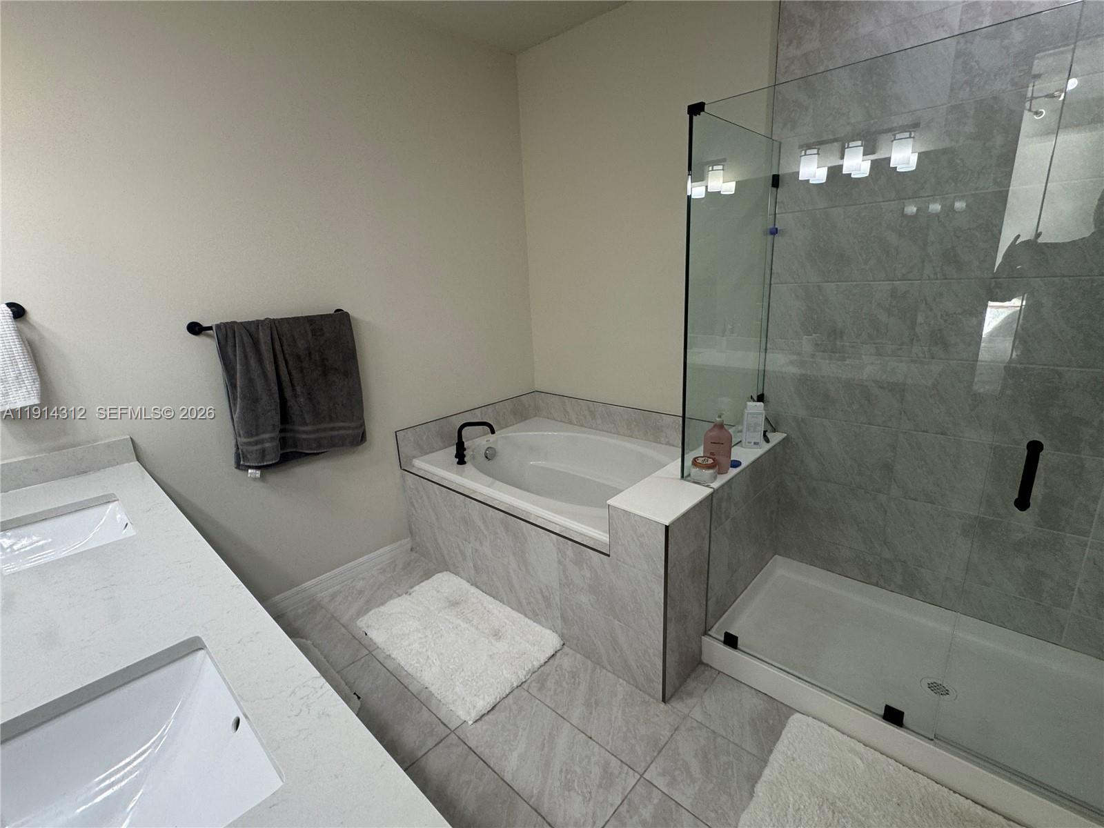 OAK TREE PROPERTY REDEVEL - Residential