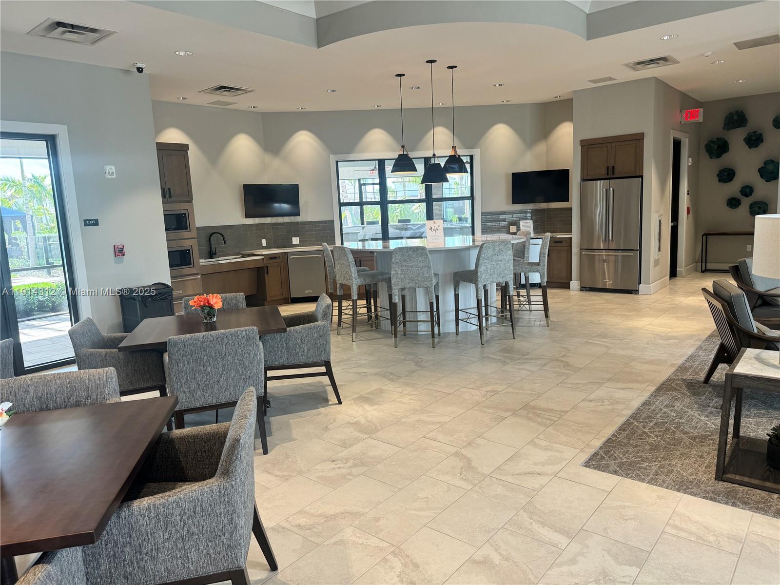 OAK TREE PROPERTY REDEVEL - Residential