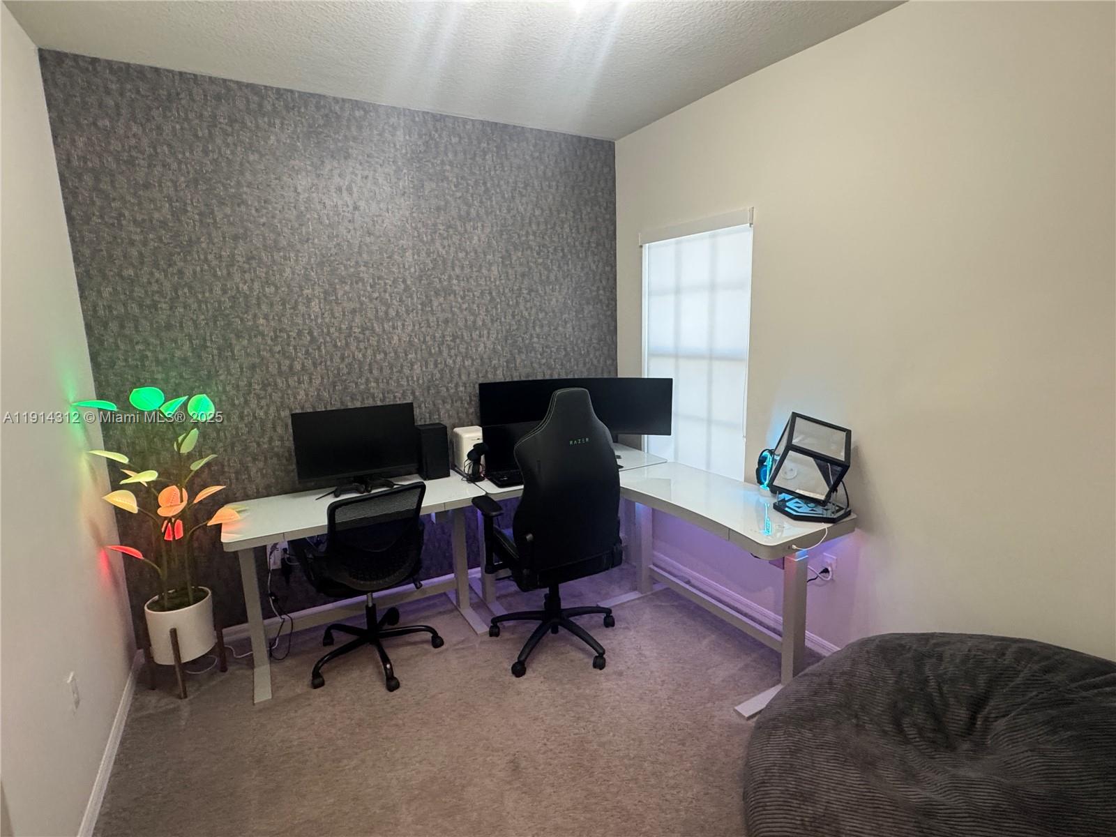 OAK TREE PROPERTY REDEVEL - Residential