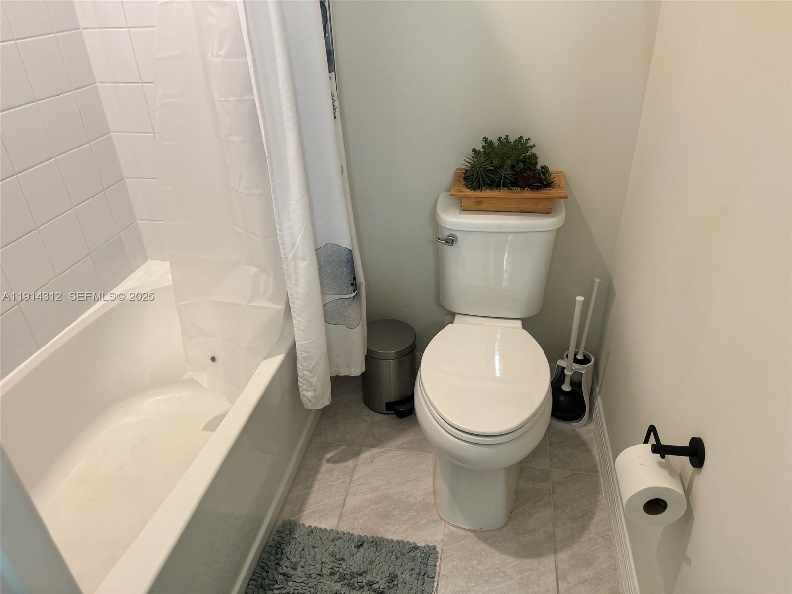 OAK TREE PROPERTY REDEVEL - Residential