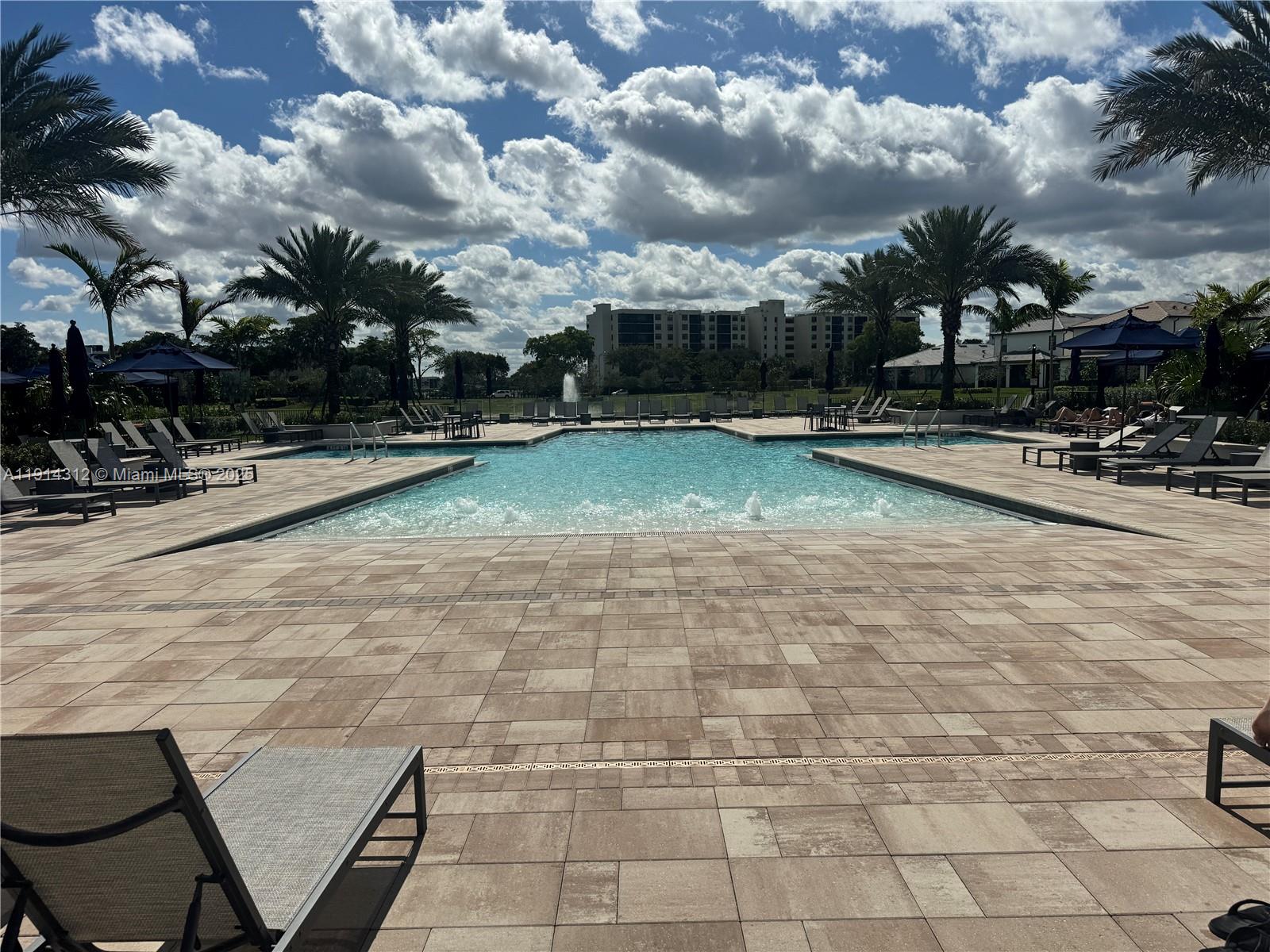 OAK TREE PROPERTY REDEVEL - Residential