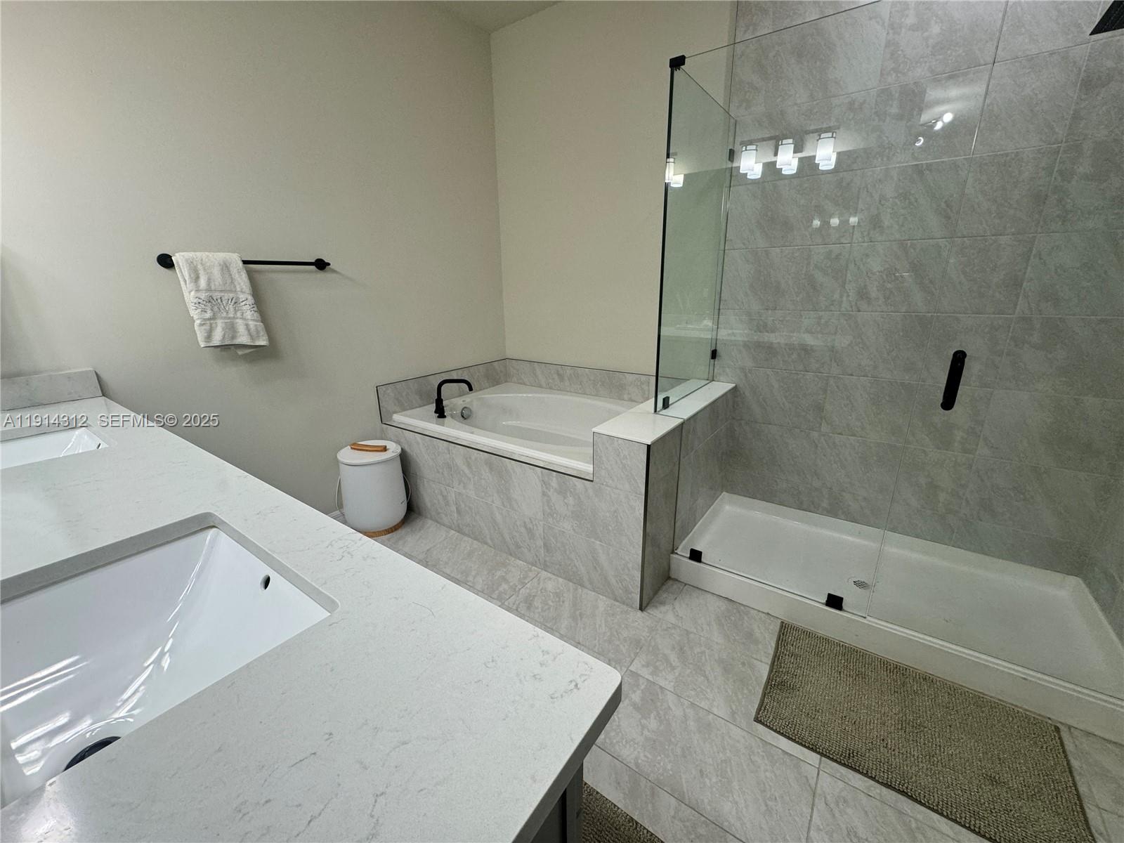 OAK TREE PROPERTY REDEVEL - Residential