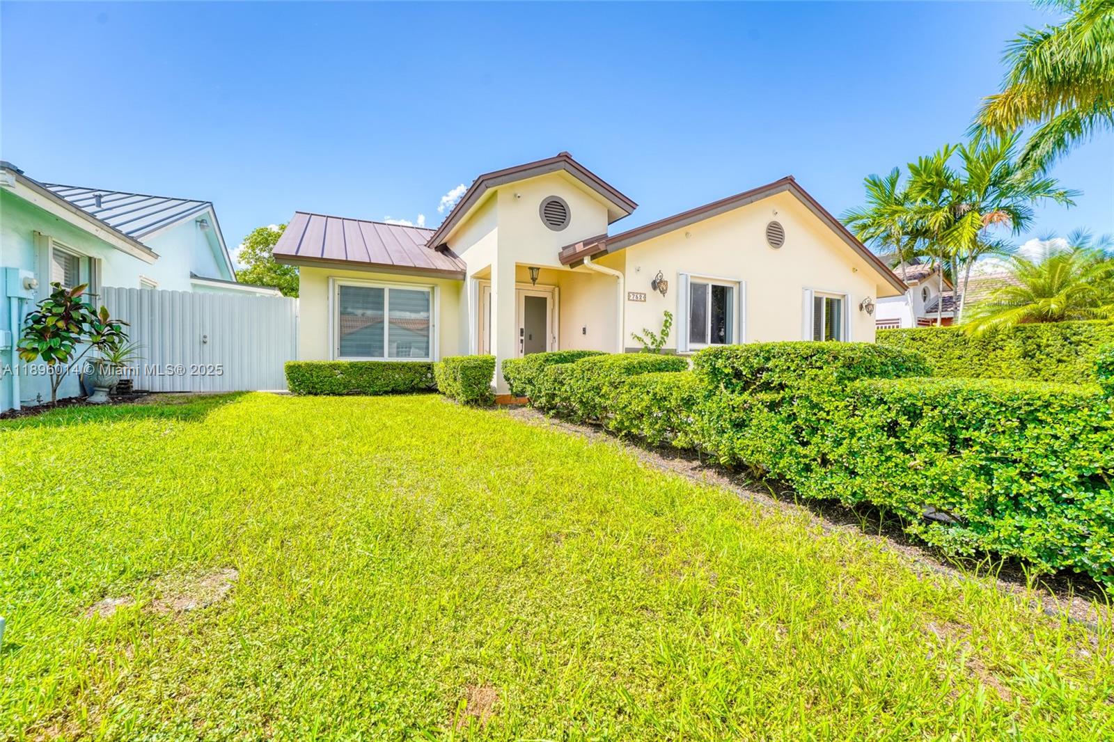 VENEZIA HOMES ESTATES - Residential