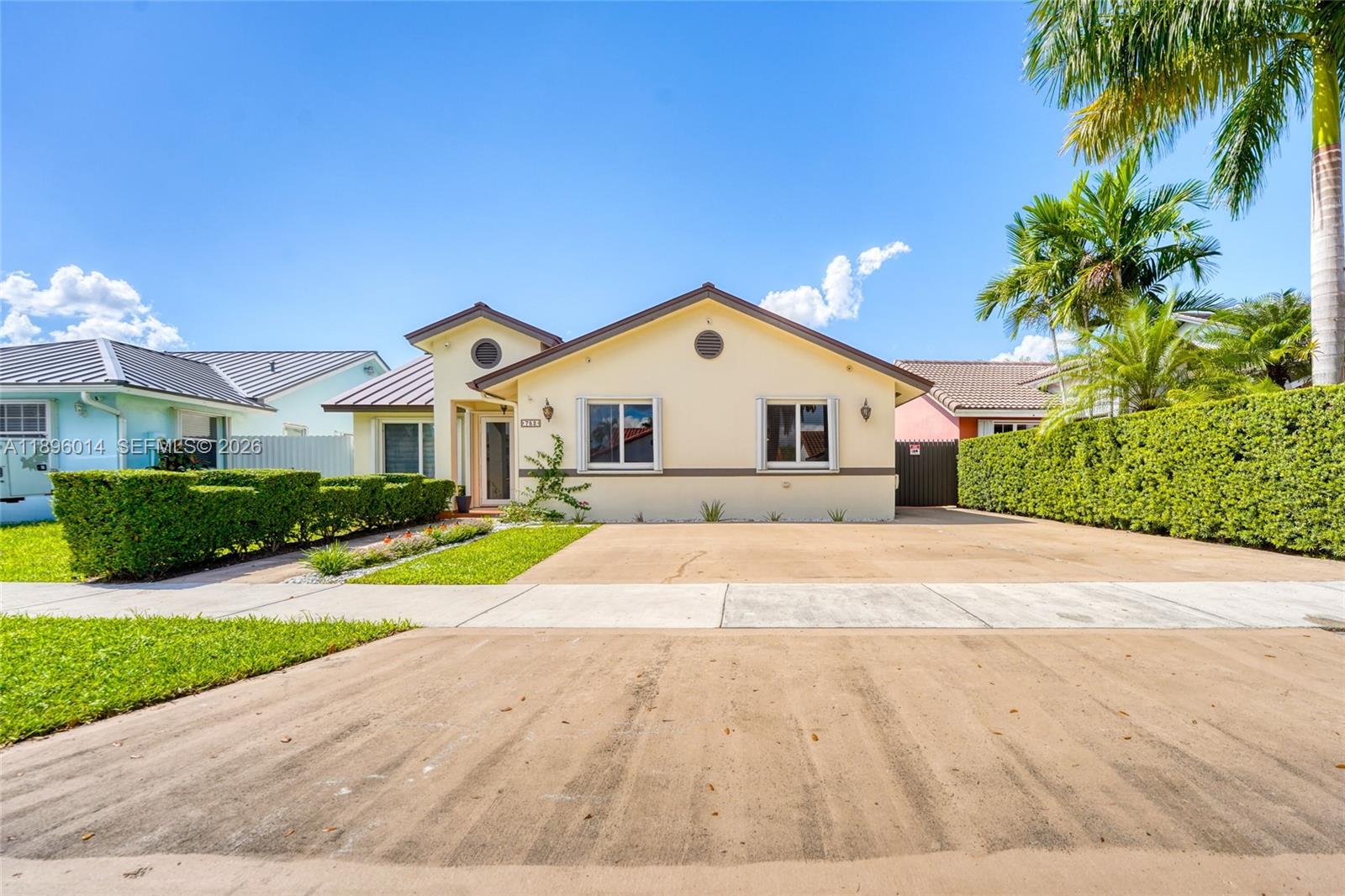 VENEZIA HOMES ESTATES - Residential