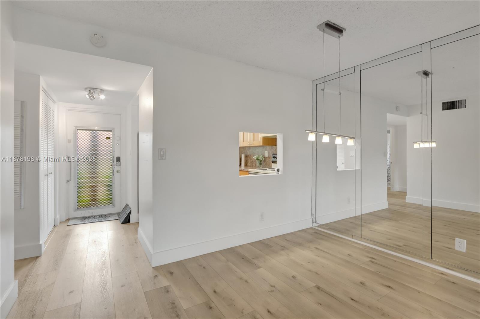 SUNRISE LAKES 90 CONDO - Residential