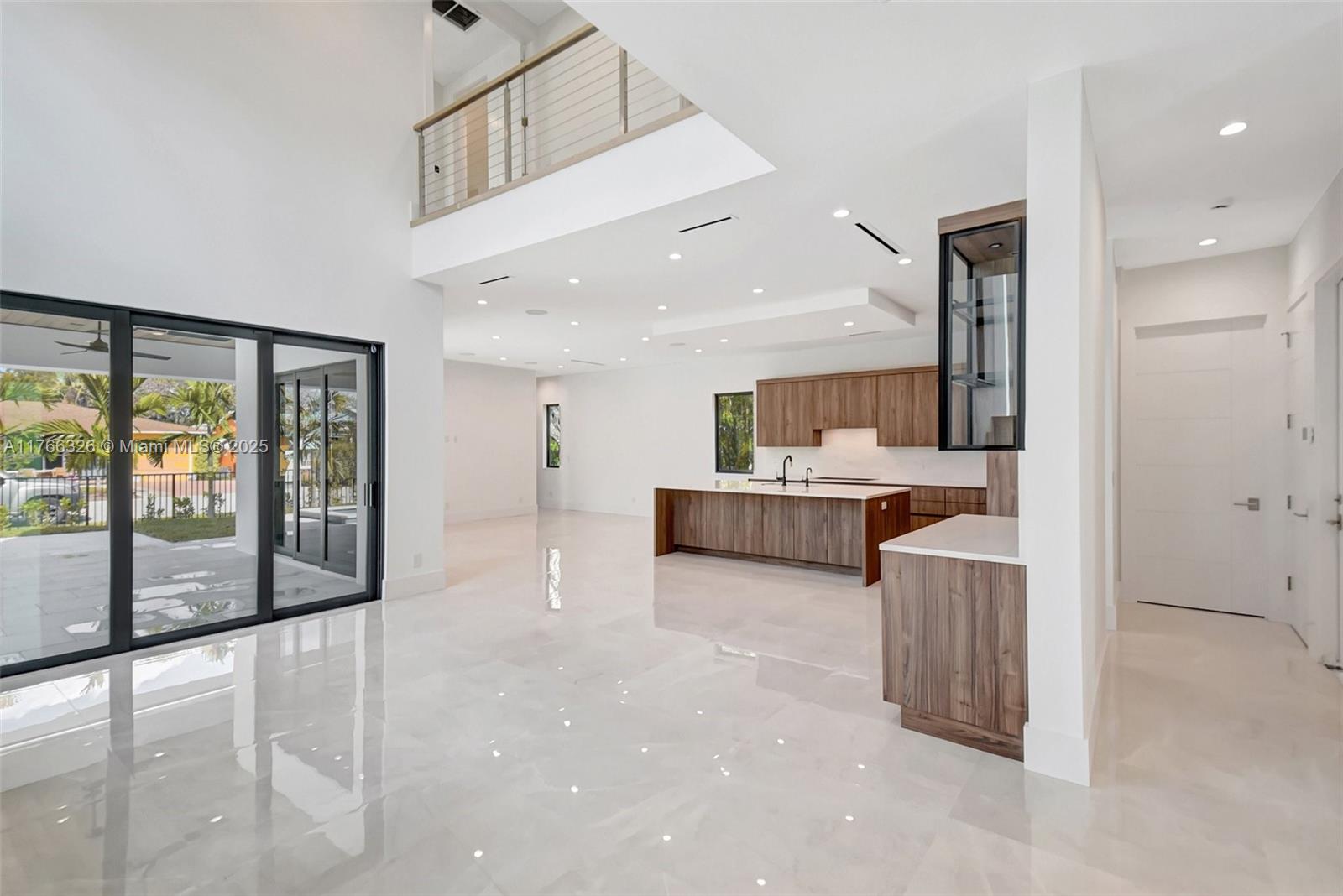 NORTH LAKE WORTH - Residential