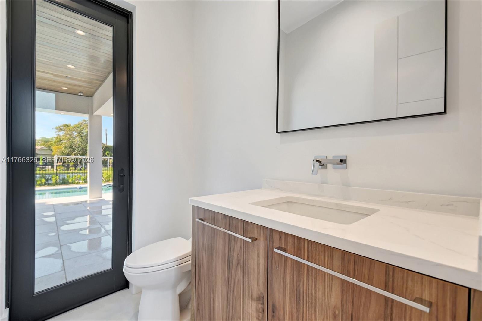 NORTH LAKE WORTH - Residential