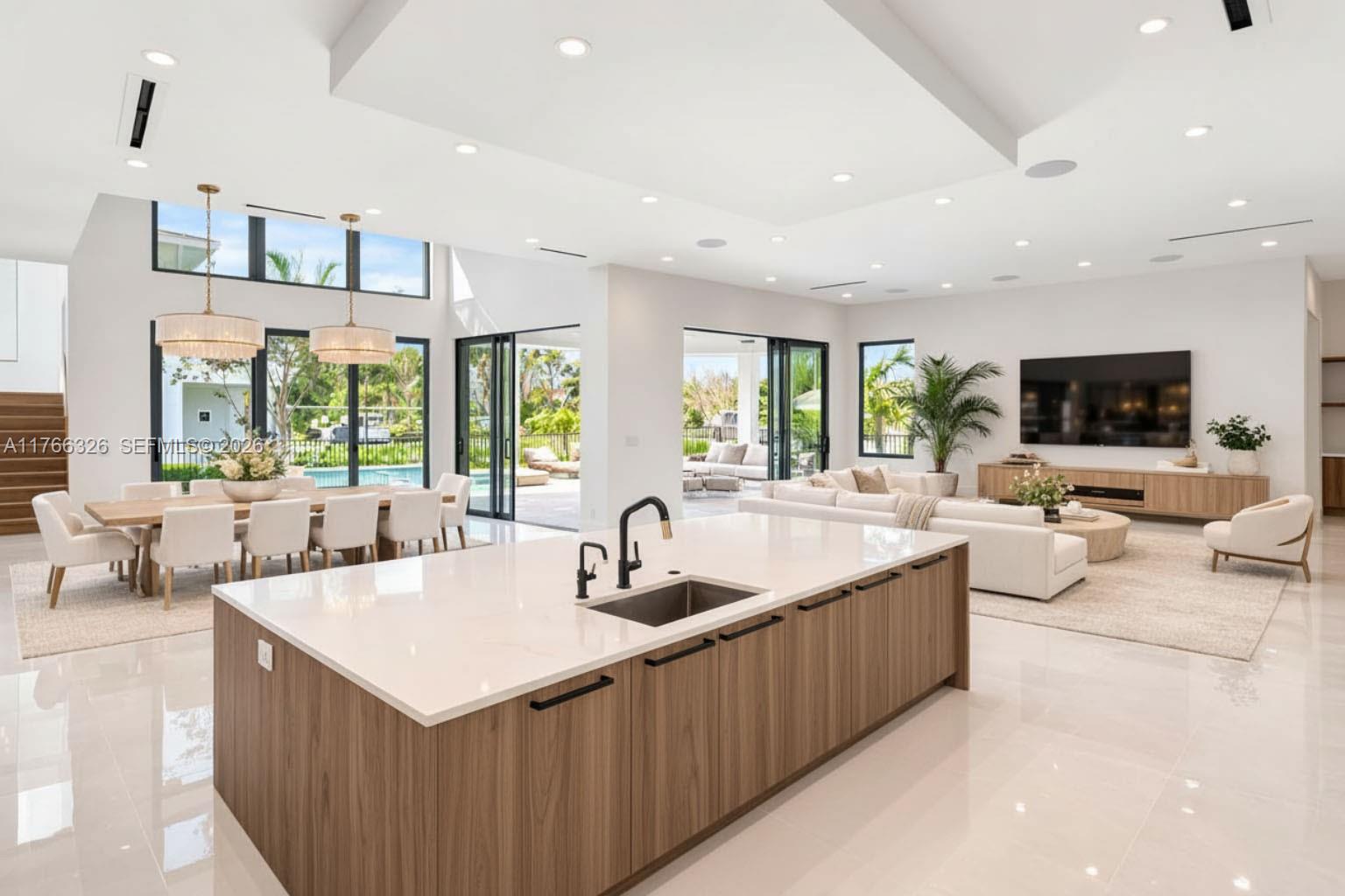 NORTH LAKE WORTH - Residential