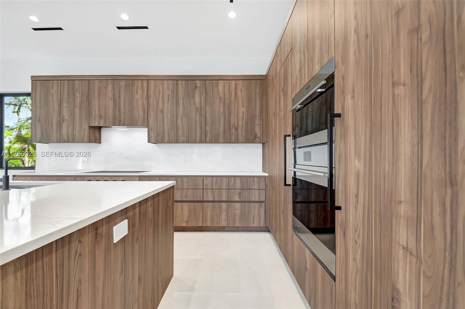 NORTH LAKE WORTH - Residential