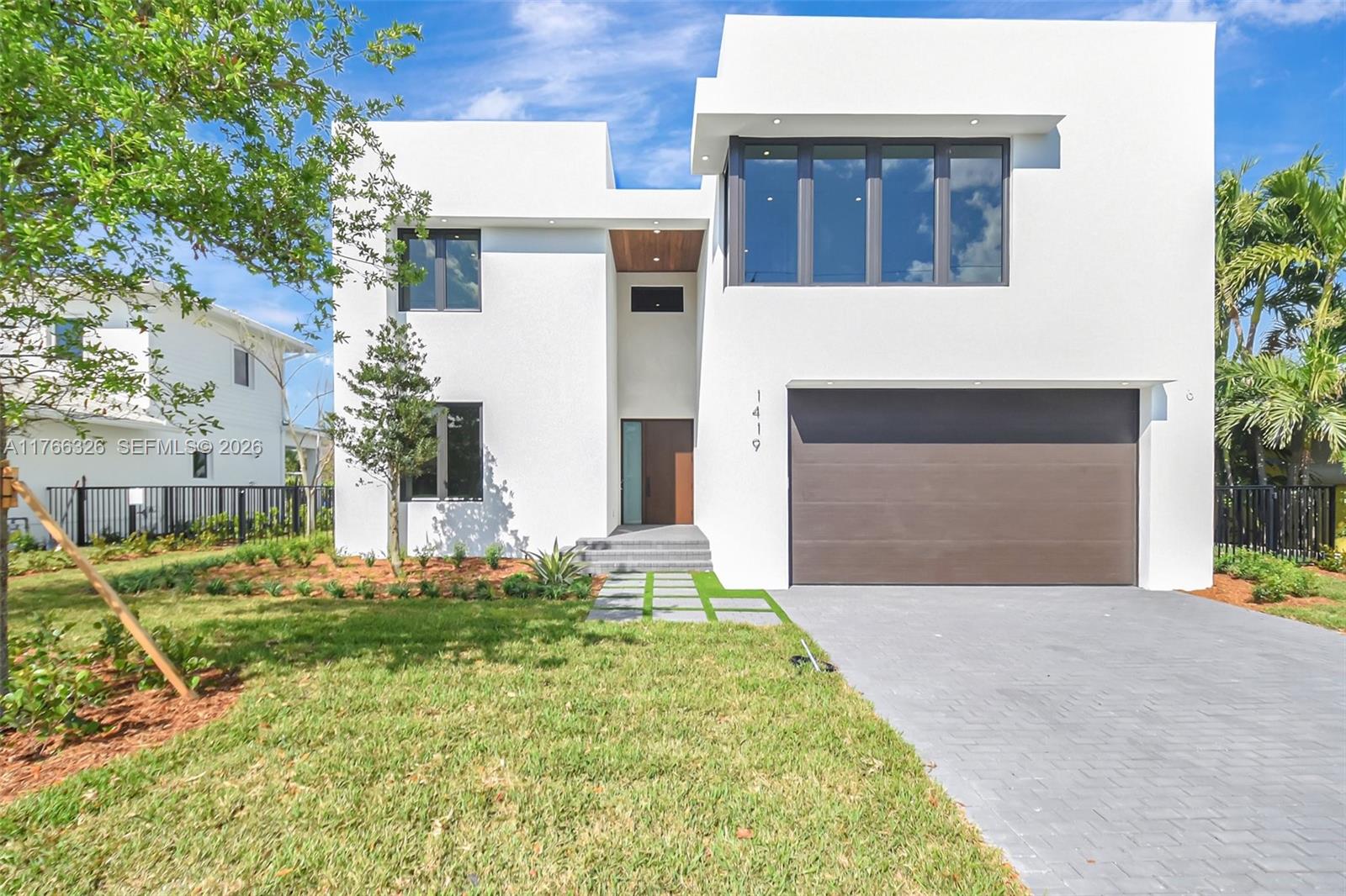 NORTH LAKE WORTH - Residential