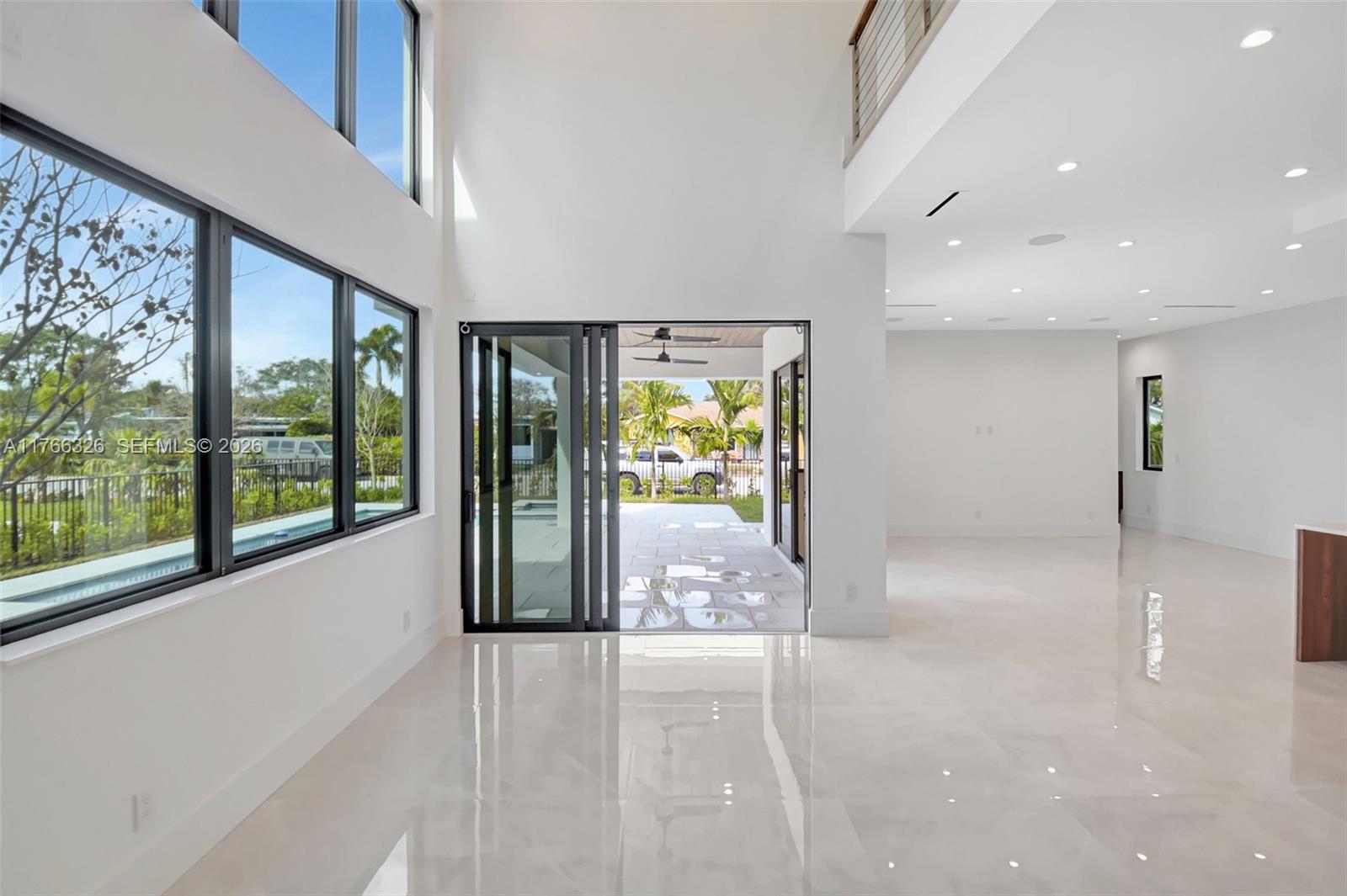 NORTH LAKE WORTH - Residential