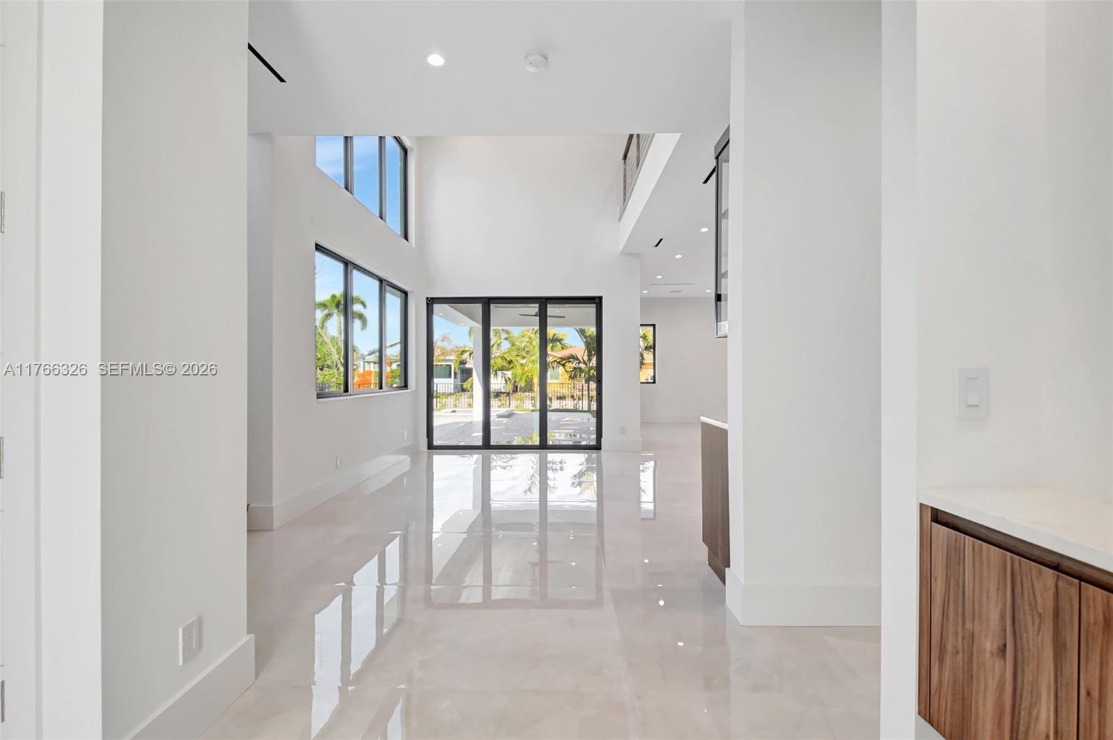 NORTH LAKE WORTH - Residential