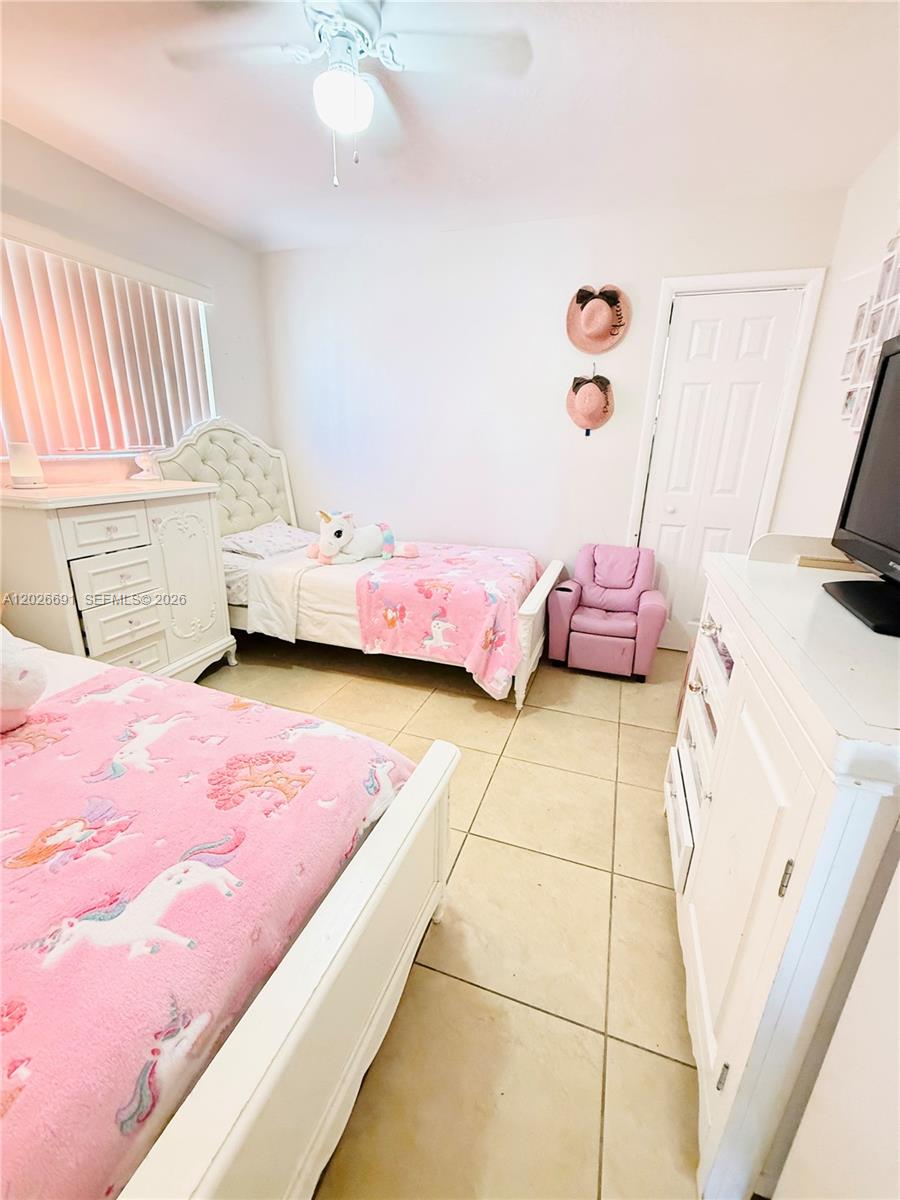 OAK ACRES - Residential