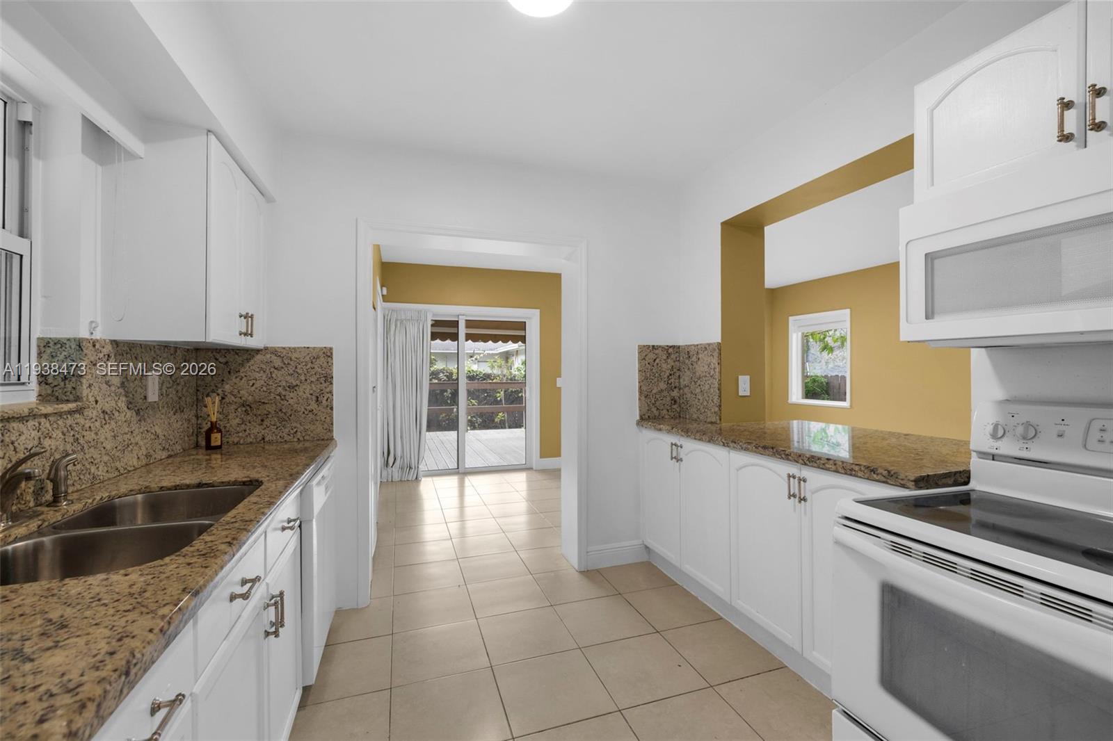 CORAL WAY PK SEC D - Residential