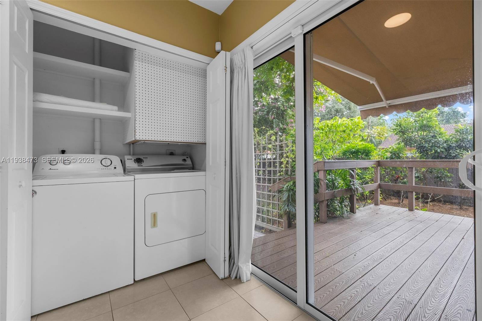 CORAL WAY PK SEC D - Residential