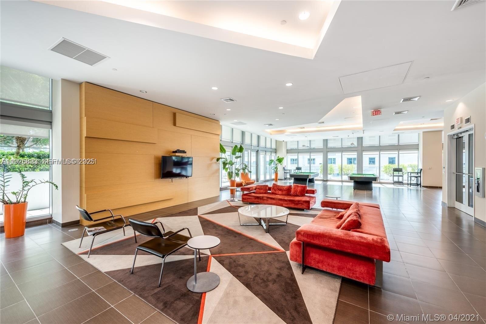 1111 SW 1st Ave 2524-N