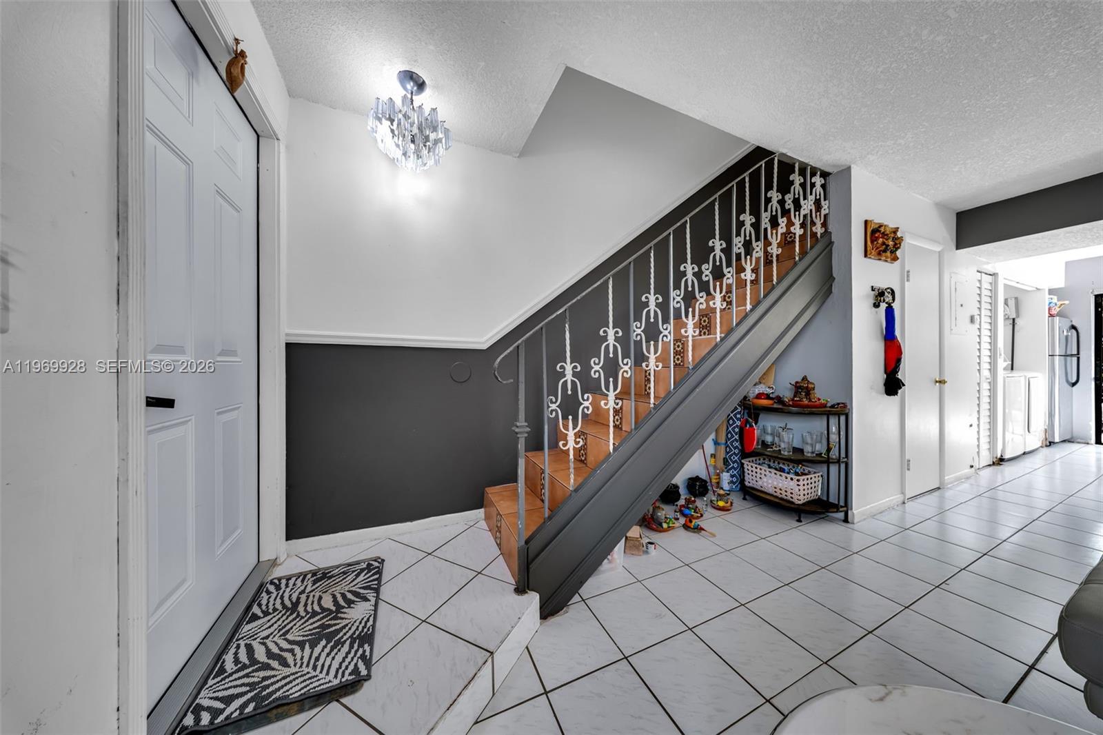 VILLAS UNIVERSITY SQUARE - Residential