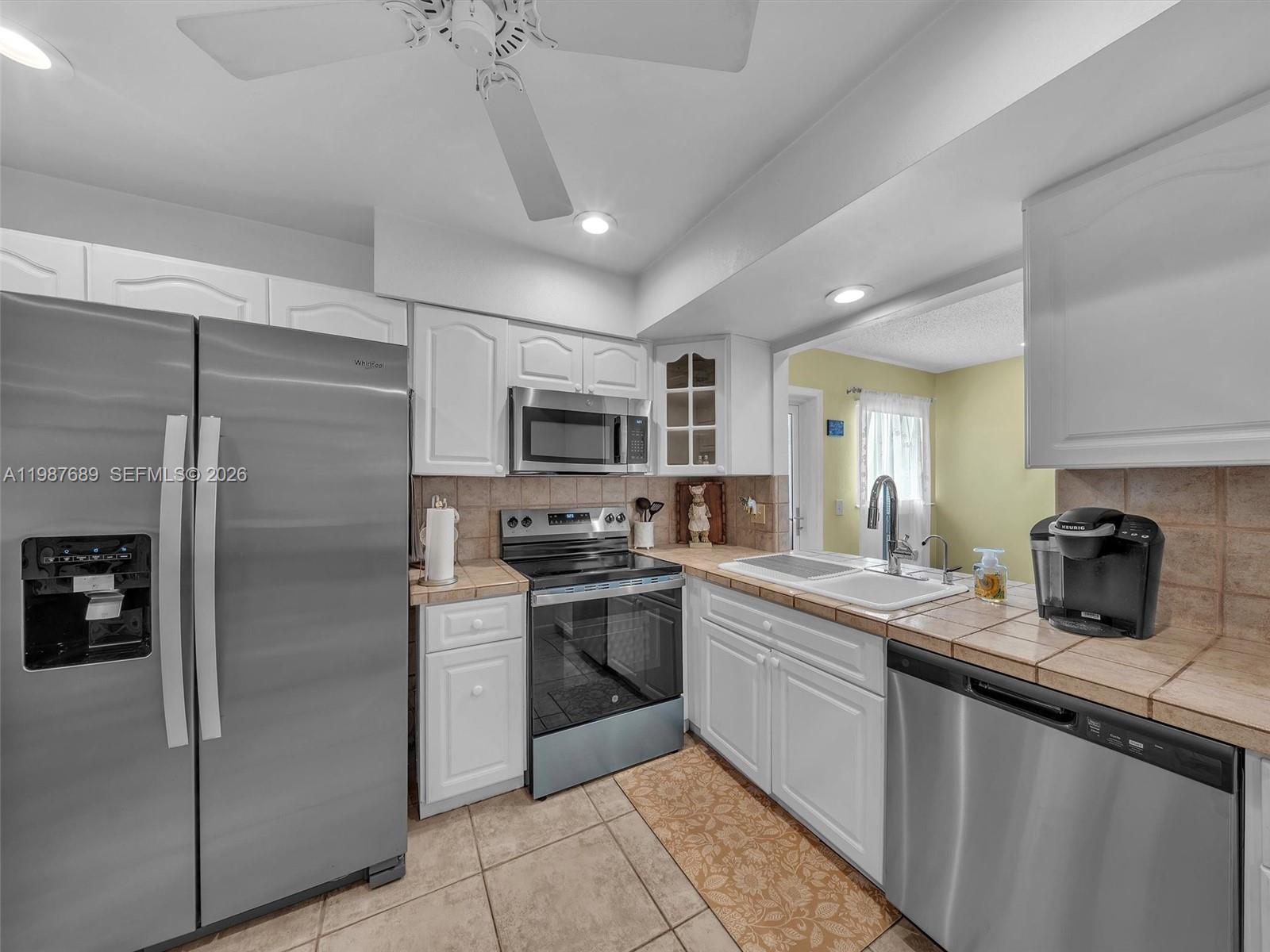 PASADENA LAKES SOUTH - Residential