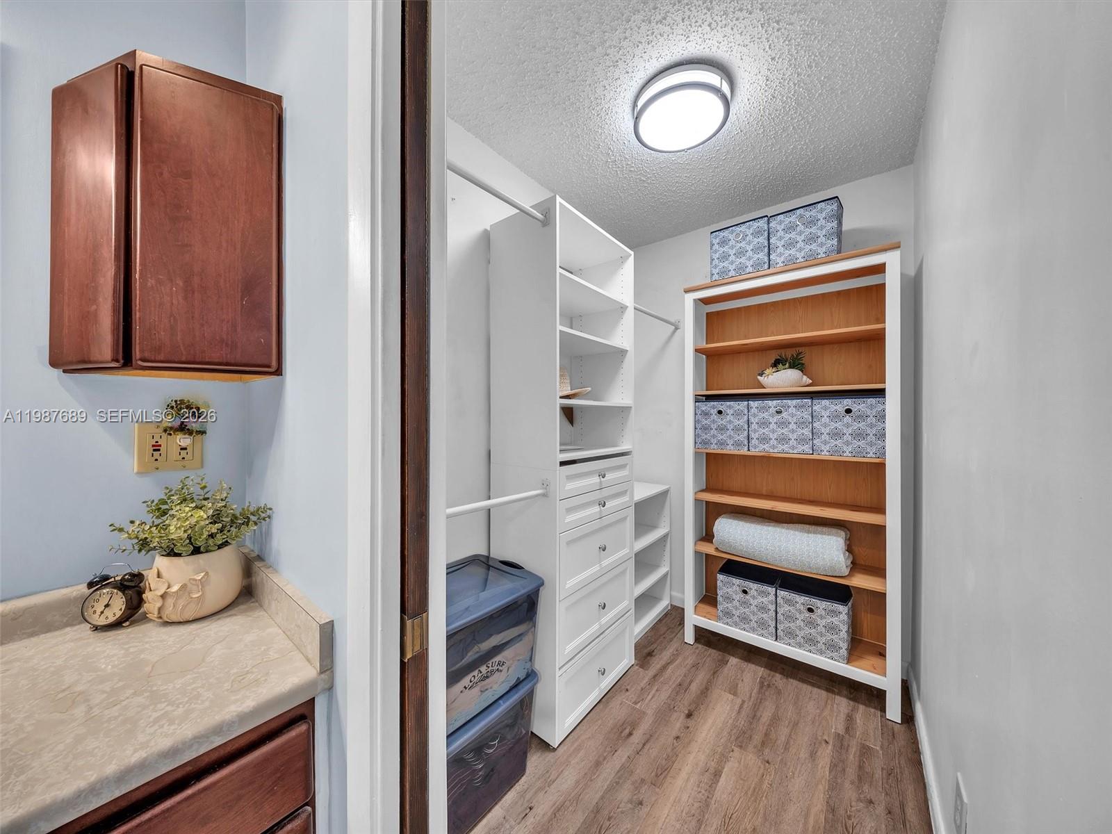 PASADENA LAKES SOUTH - Residential