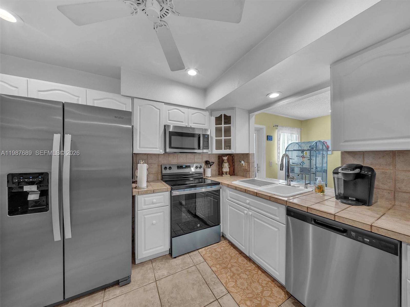 PASADENA LAKES SOUTH - Residential