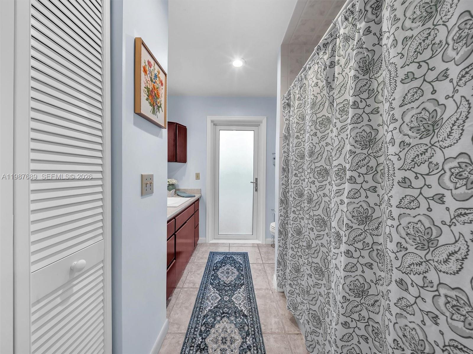 PASADENA LAKES SOUTH - Residential