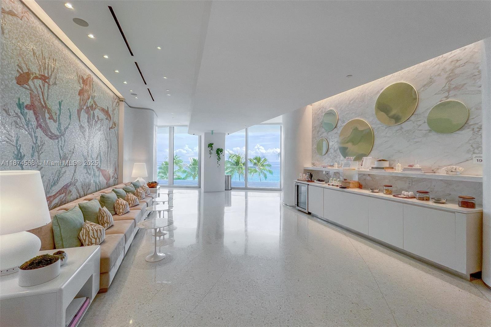 JADE SIGNATURE CONDO - Residential