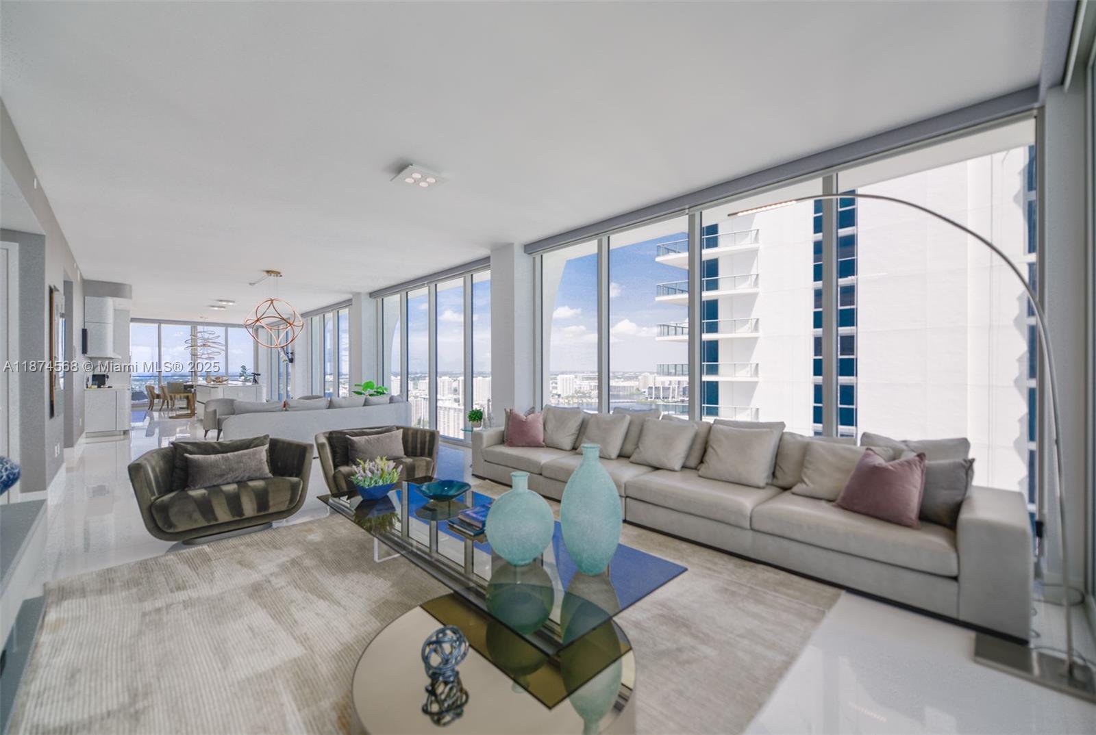 JADE SIGNATURE CONDO - Residential