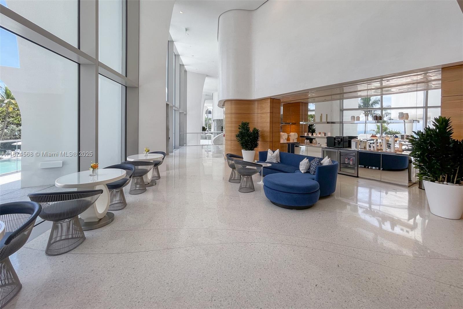 JADE SIGNATURE CONDO - Residential