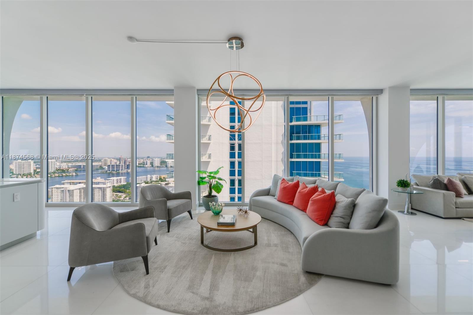16901 Collins Ave 4005