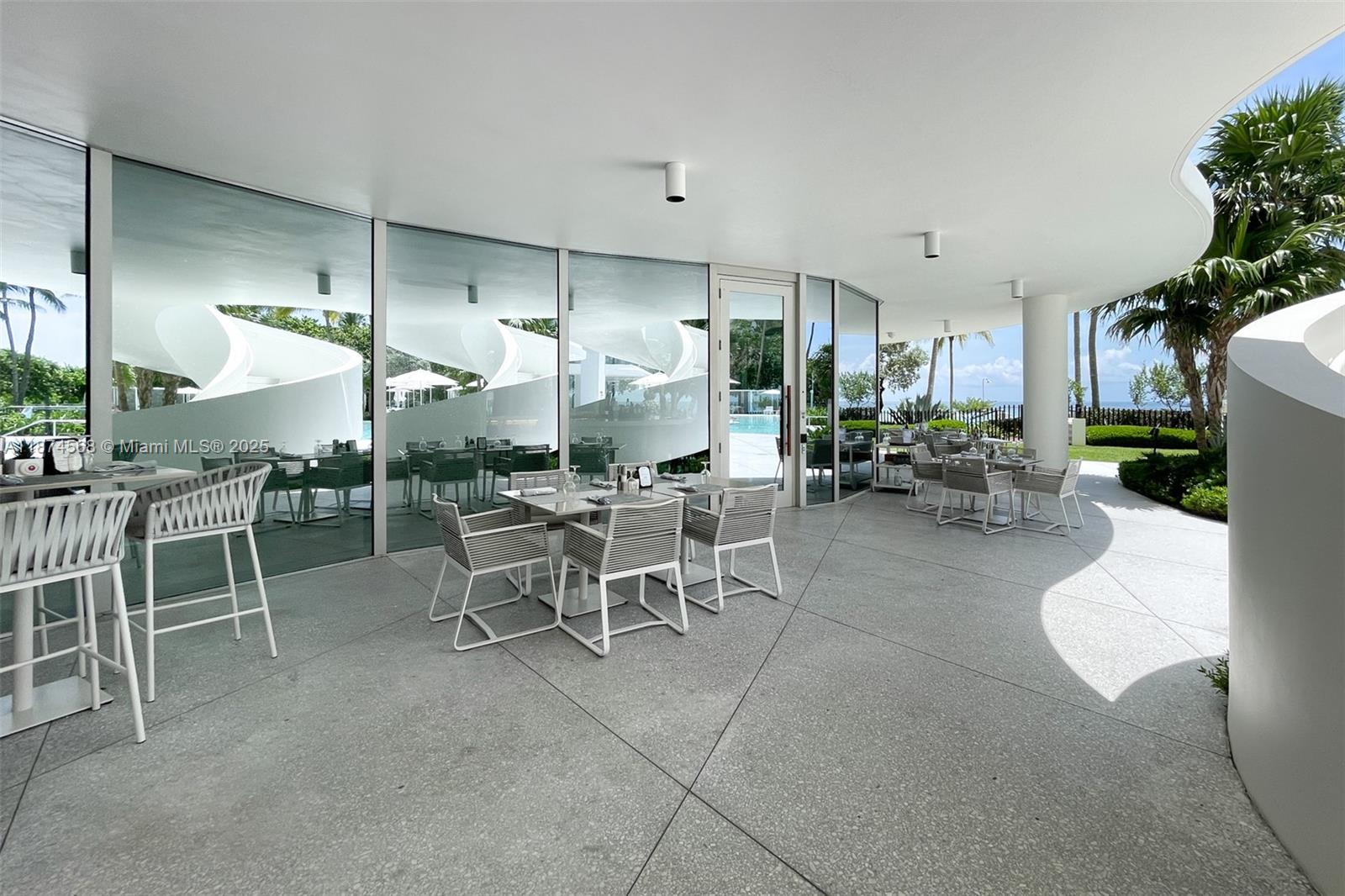 JADE SIGNATURE CONDO - Residential