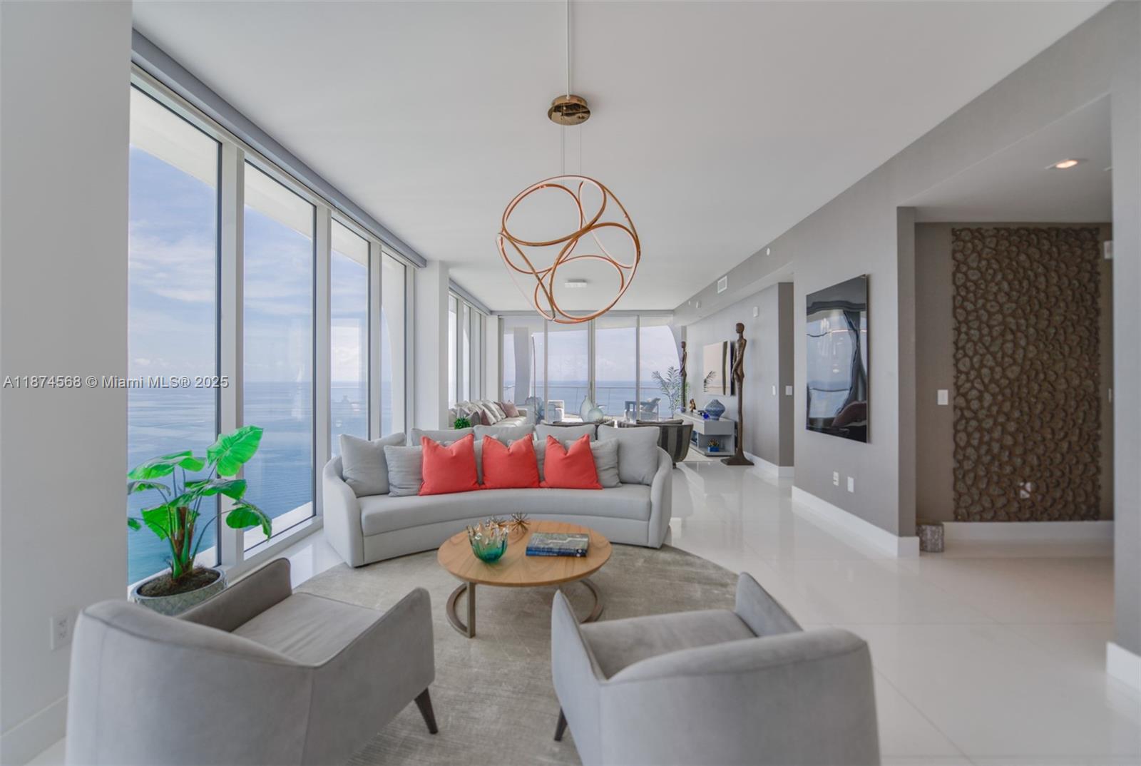 16901 Collins Ave 4005